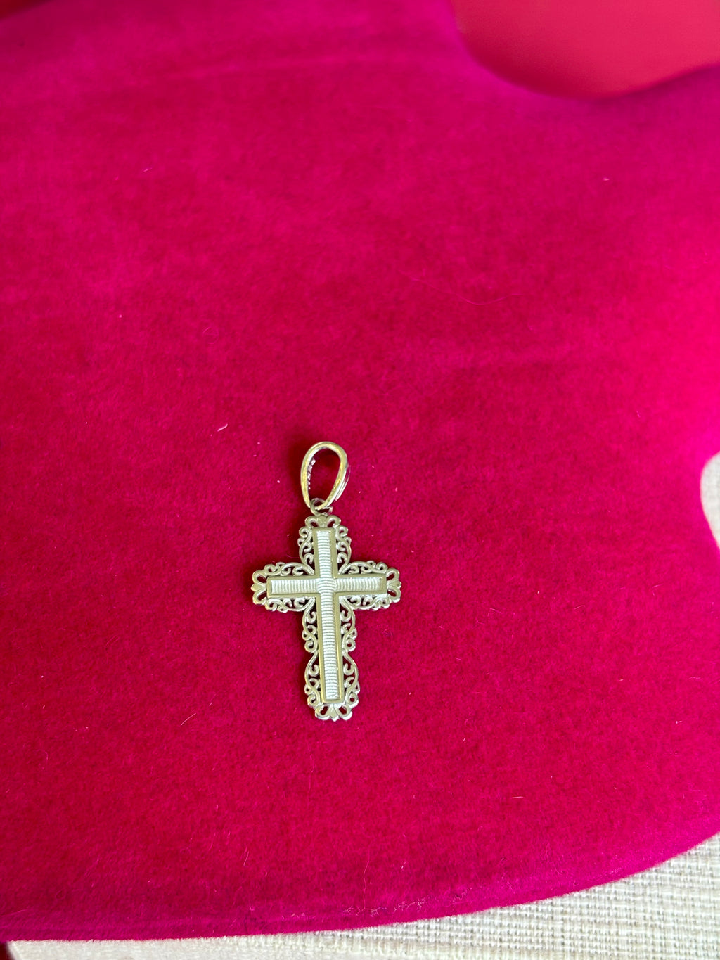 De-Ani Sterling Silver Rhodium-Plated Polished Lace Border Latin Cross Pendant