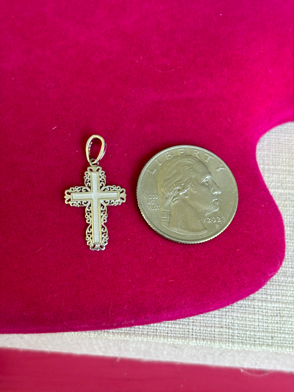De-Ani Sterling Silver Rhodium-Plated Polished Lace Border Latin Cross Pendant