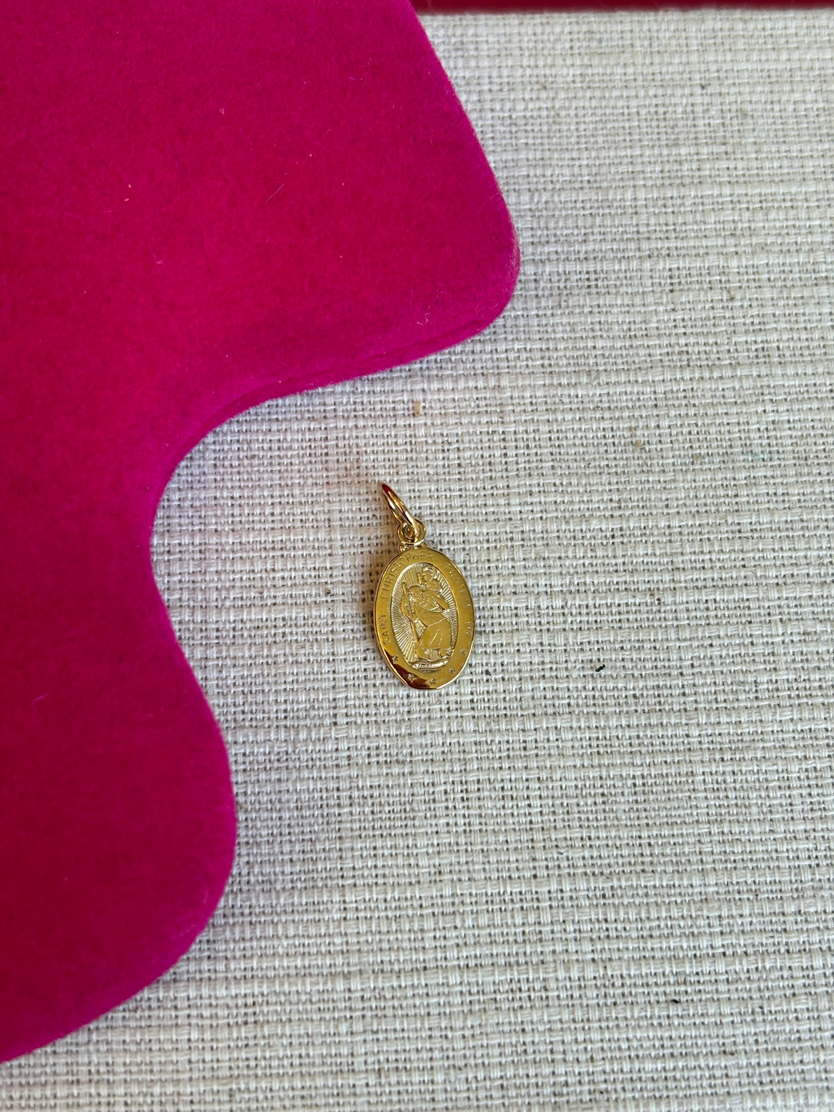 10k Small Oval Saint Christopher Charm
