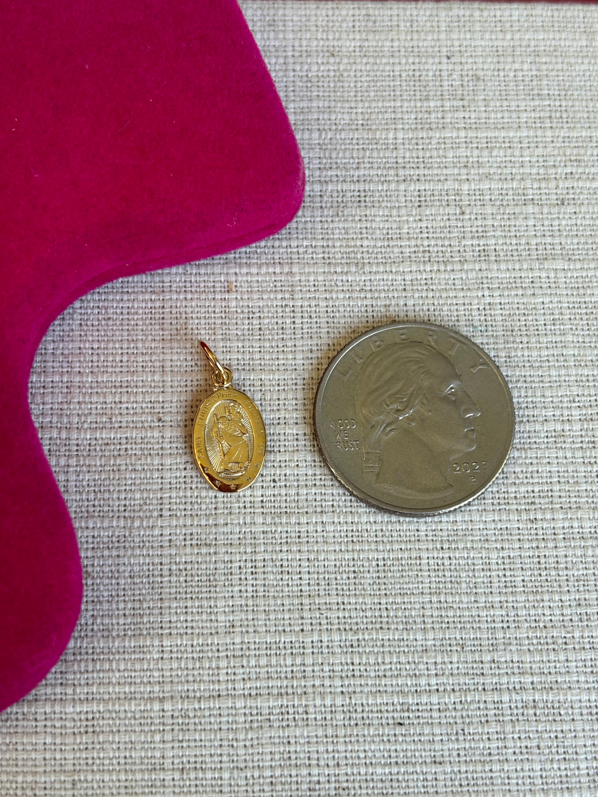 10k Small Oval Saint Christopher Charm