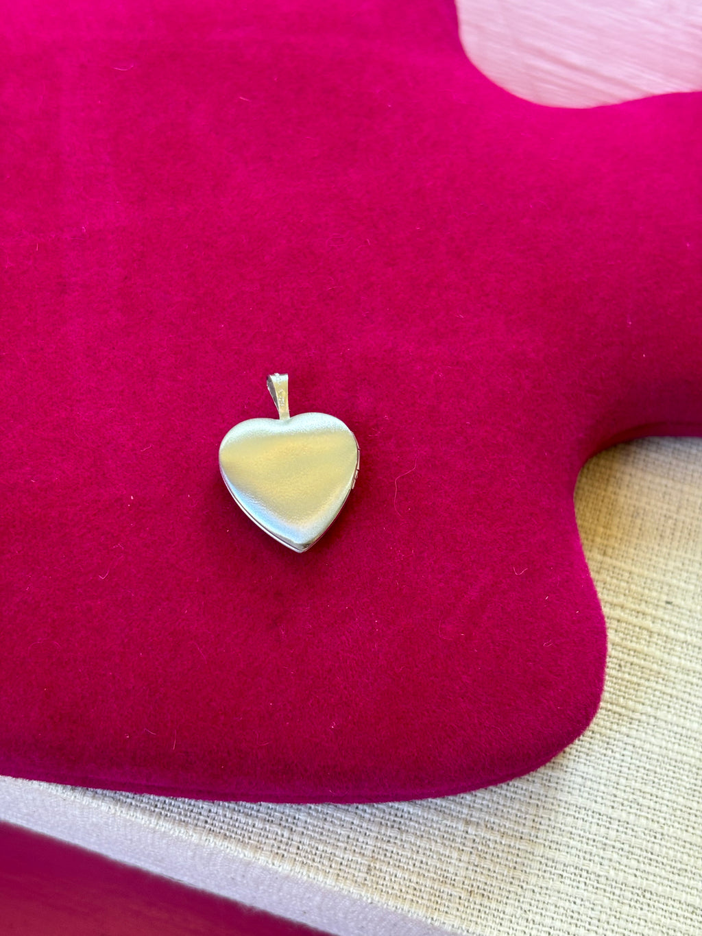 Sterling Silver 16mm Green Enamel Clover Heart Locket