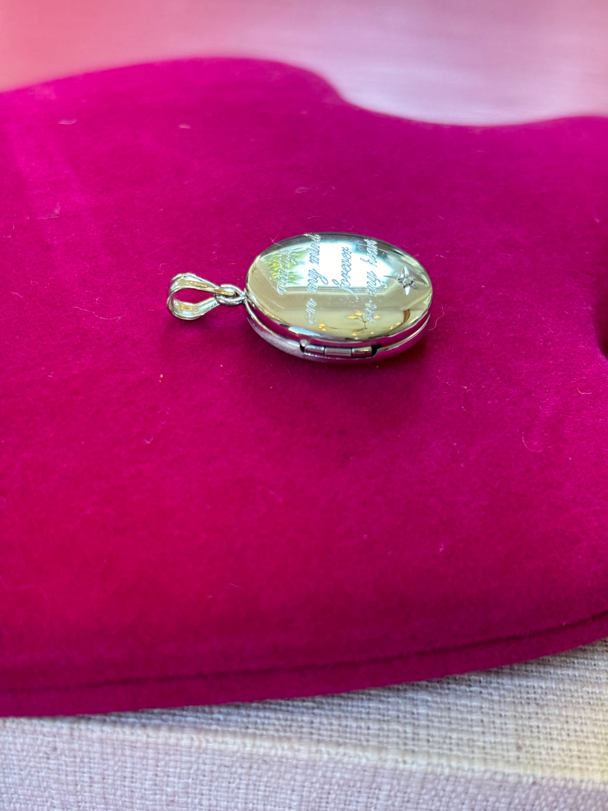 Sterling Silver Rhodium plated 20mm Diamond Always On My Mind Round Locket