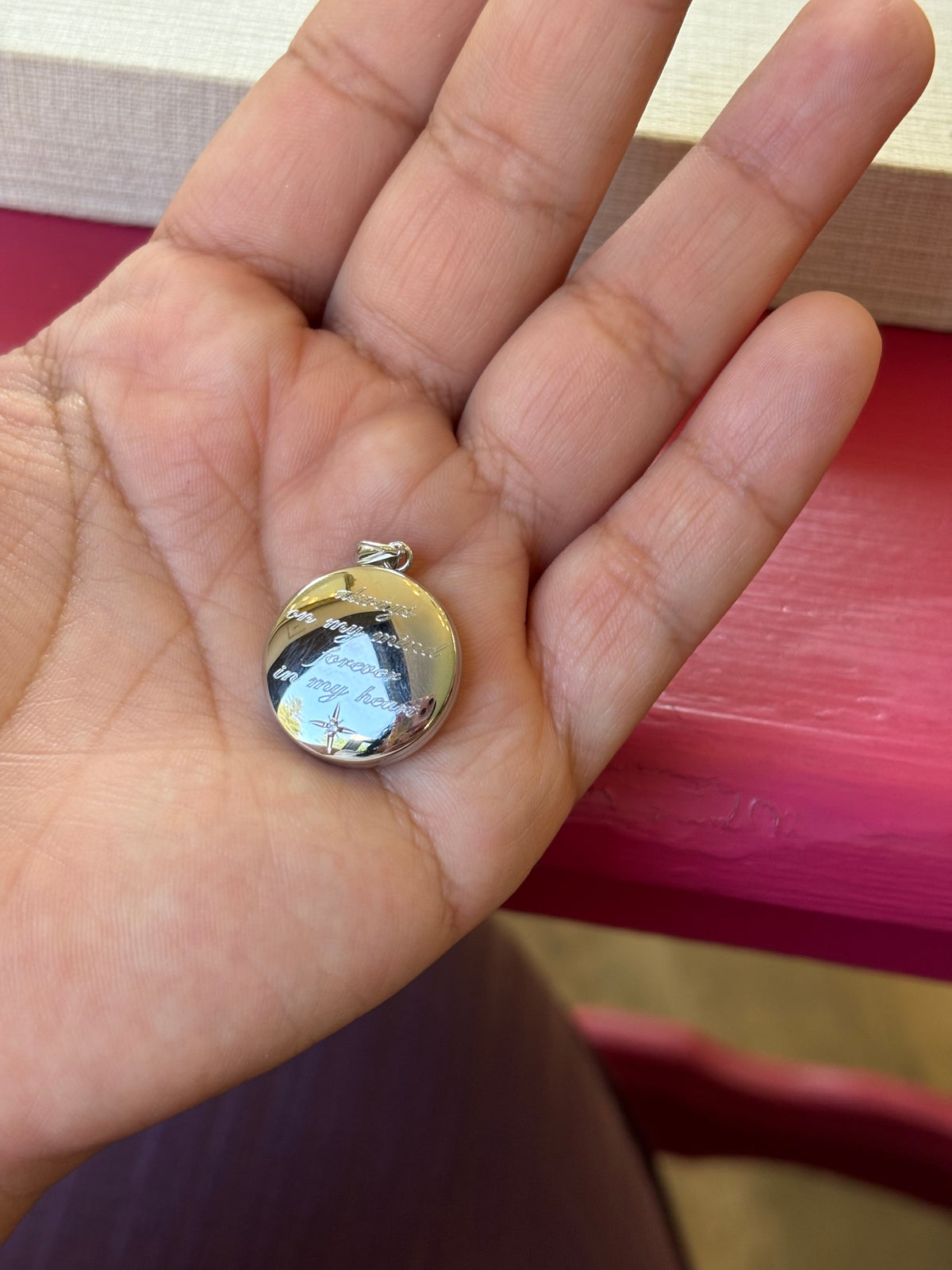 Sterling Silver Rhodium plated 20mm Diamond Always On My Mind Round Locket