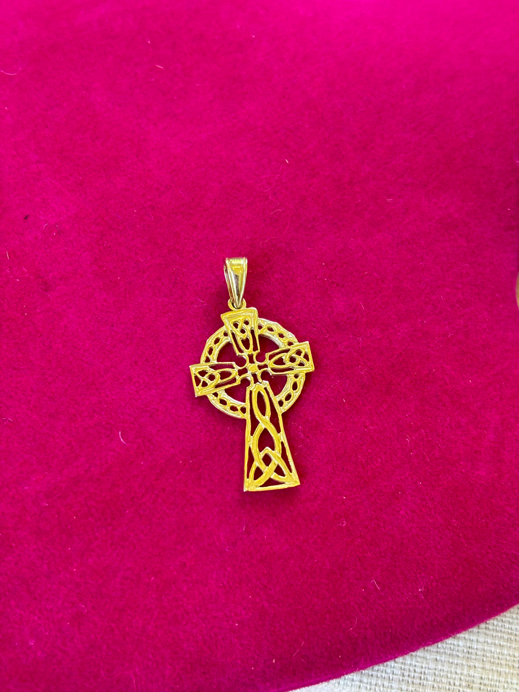10K Polished Celtic Cross Pendant