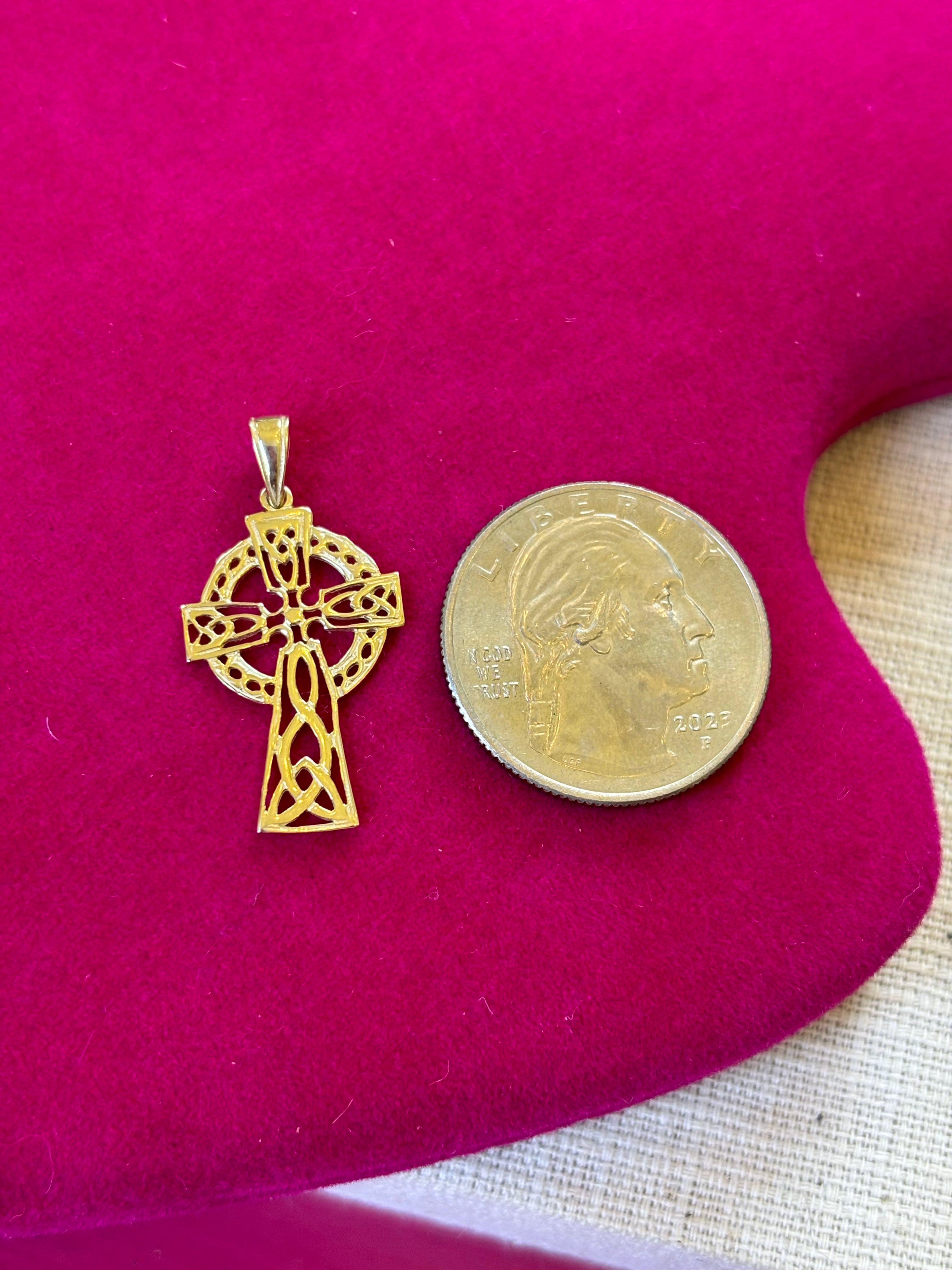 10K Polished Celtic Cross Pendant