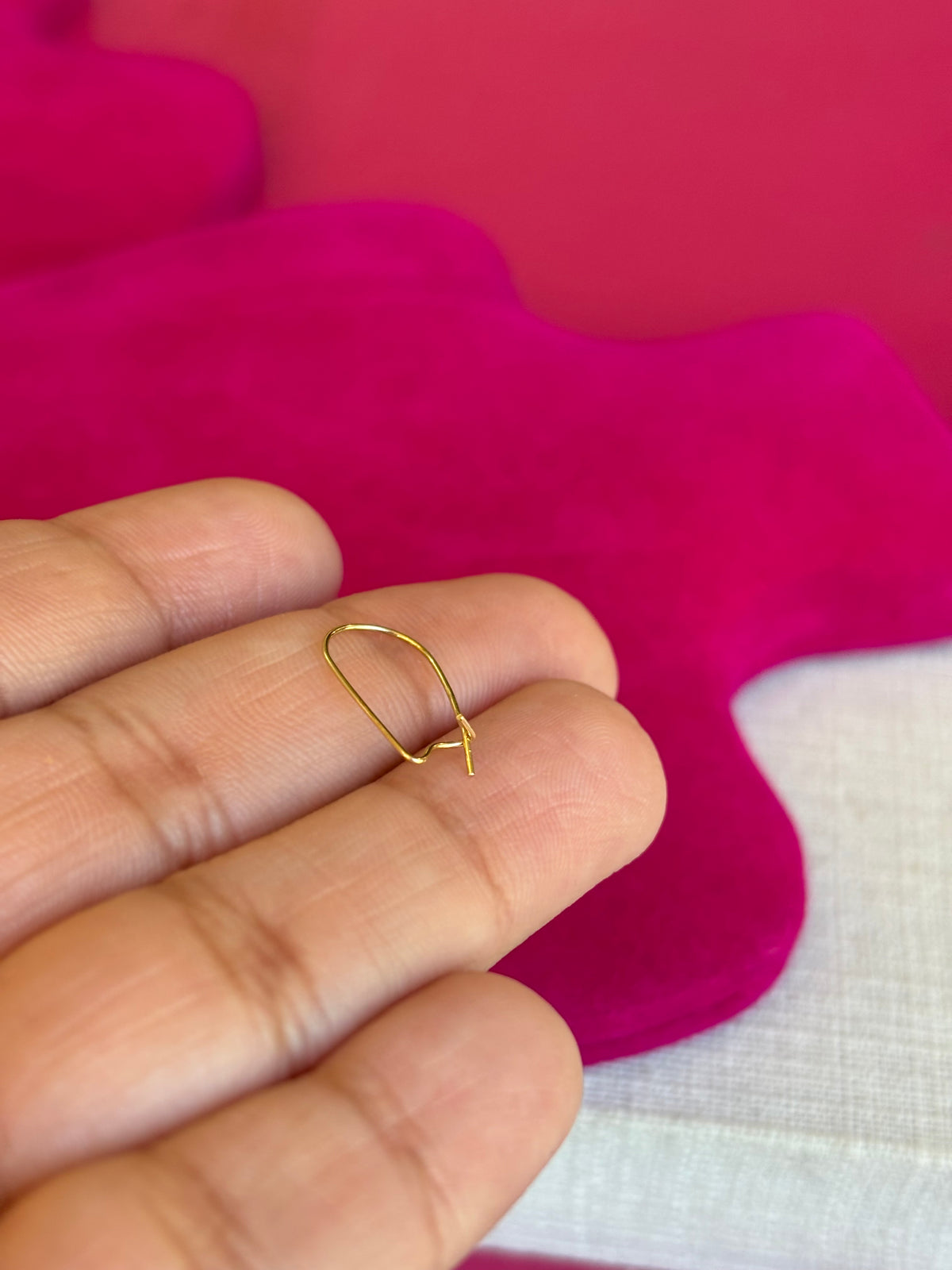 14k Single .027 inch Kidney Wire Component