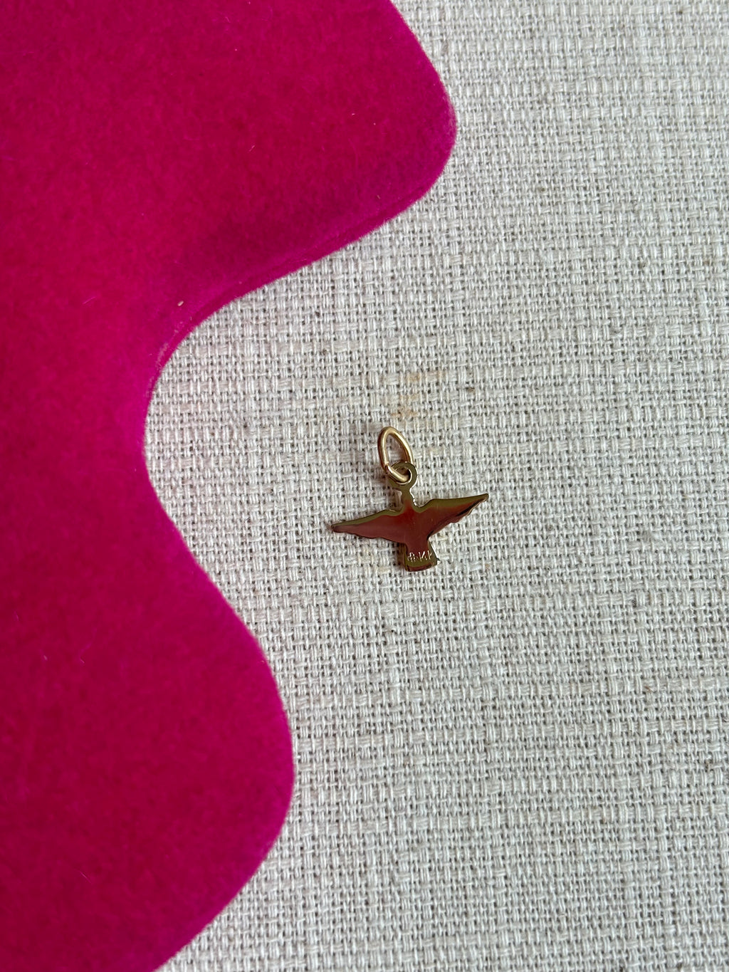 14K Yellow Gold 14x10 mm Dove Pendant
