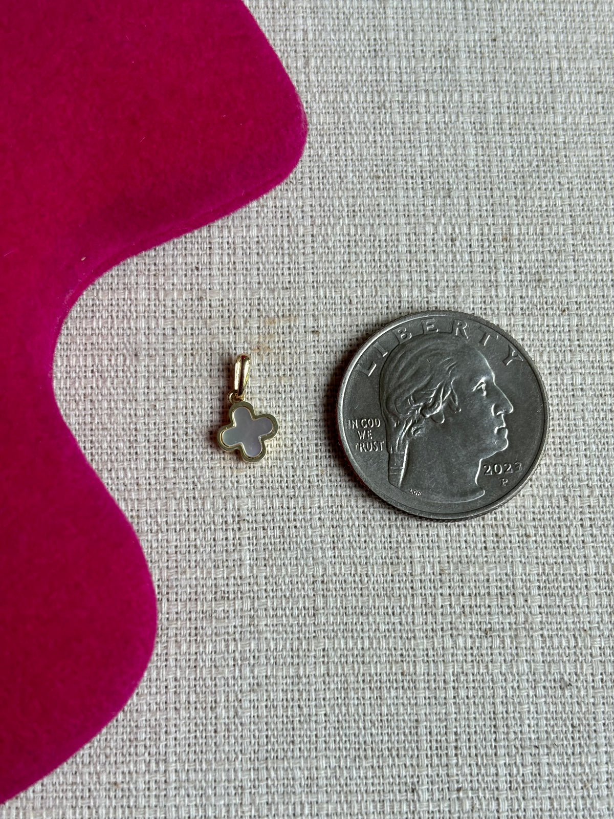 10K Polished Mother of Pearl Clover Pendant