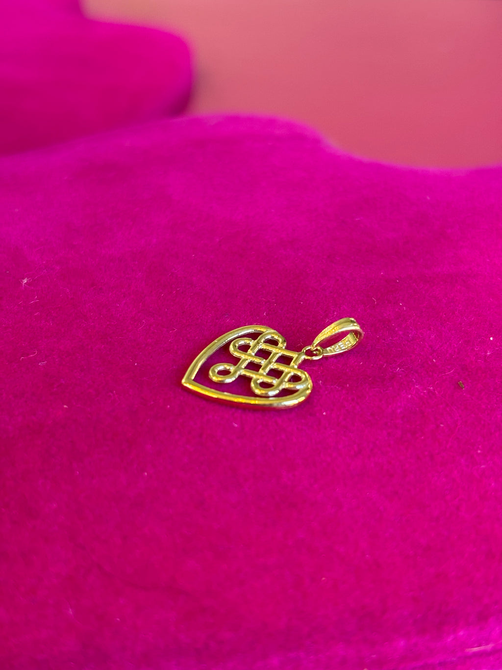14K Small Celtic Knot Heart Love Charm