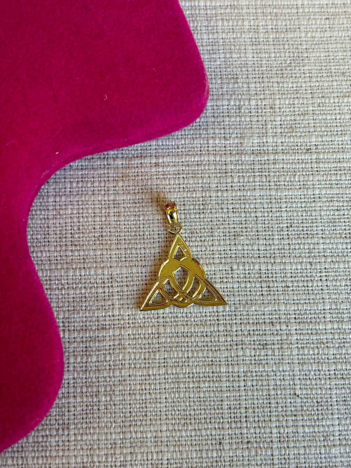 14k Small Celtic Trinity Knot Charm