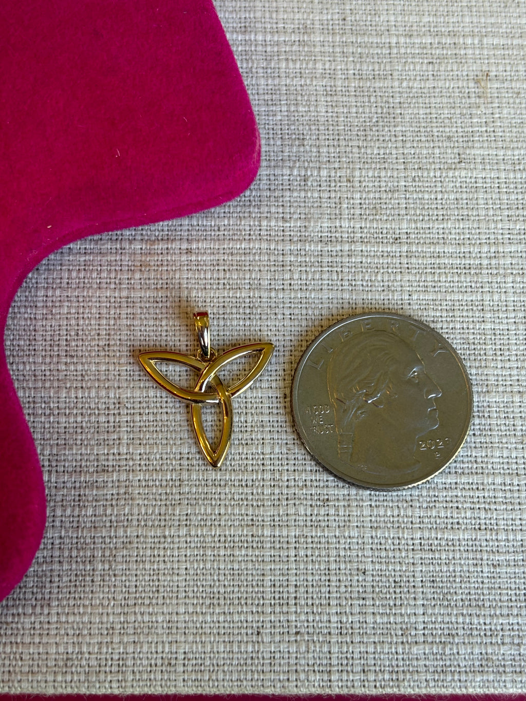 14K Trinity Celtic Symbol Charm