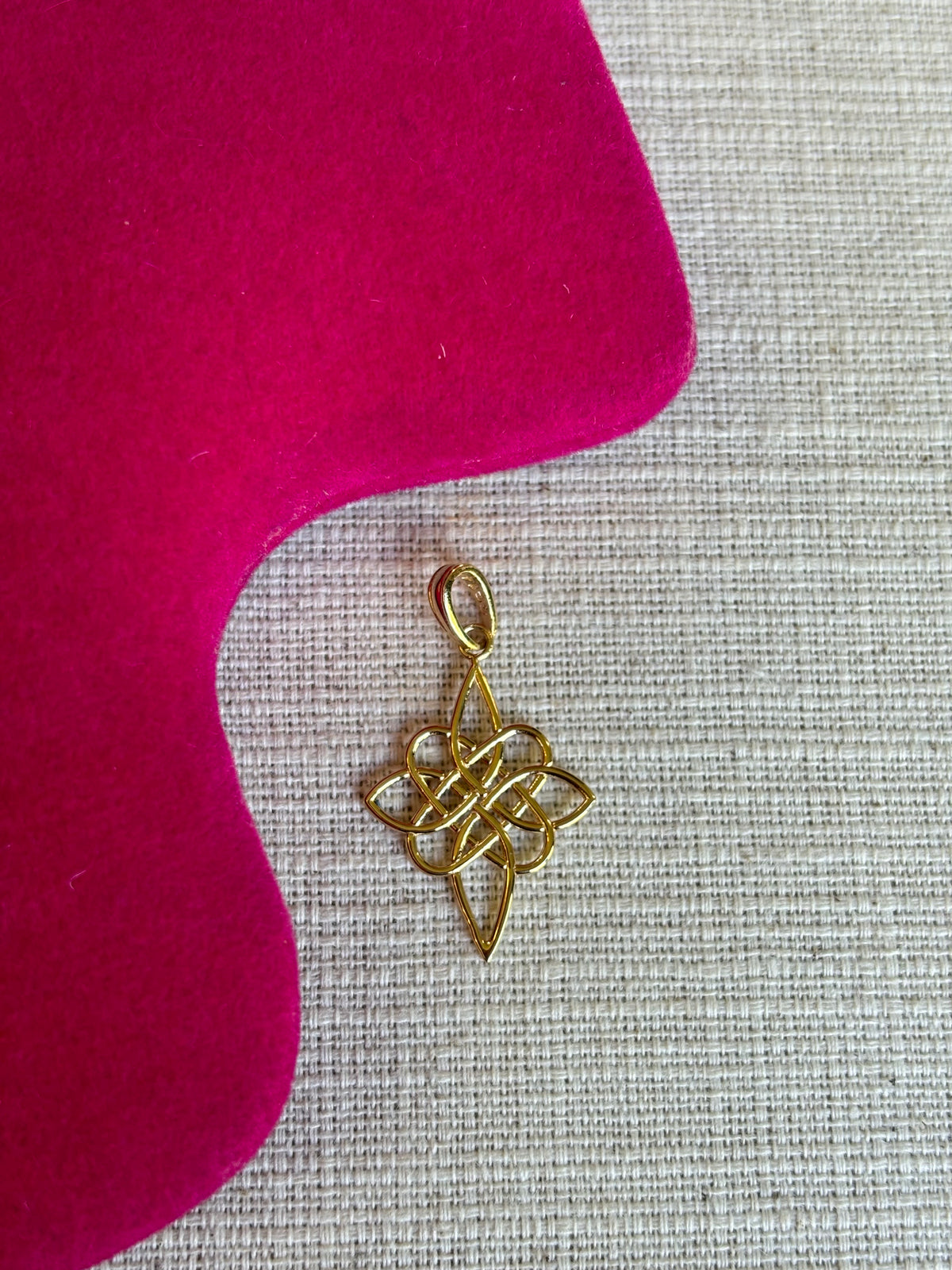 14K Celtic Knot Pendant