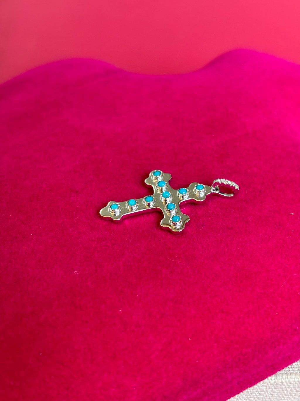 14k White Gold Turquoise and White Topaz Cross Pendant