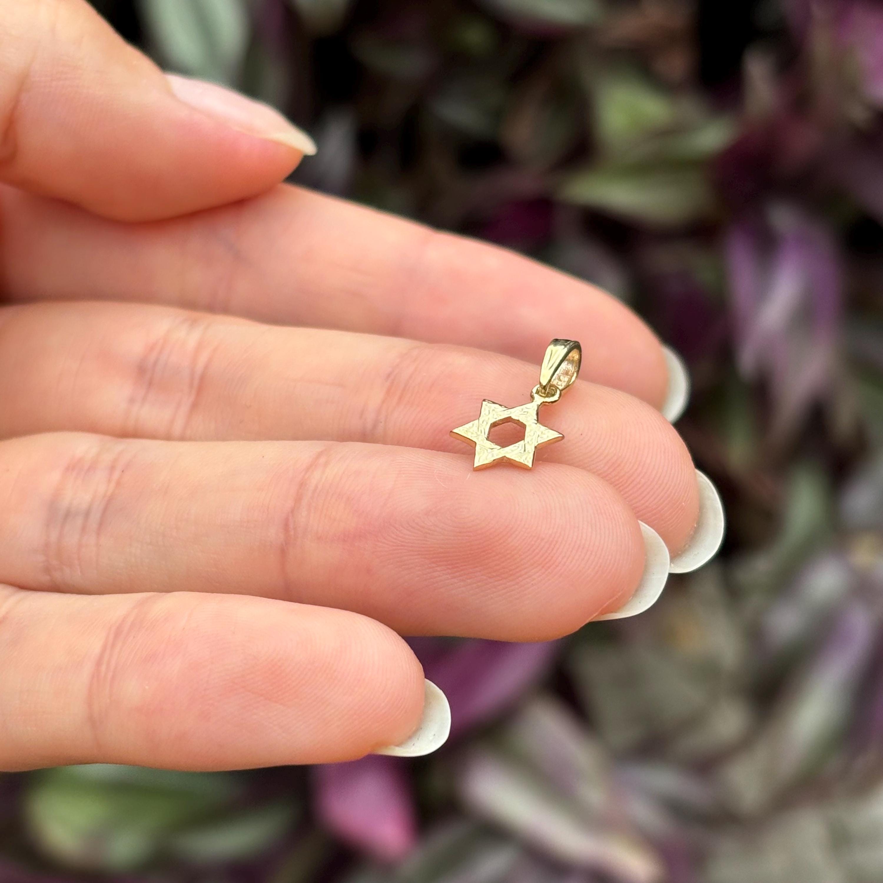 10k Gold Judica Star of David Magan Swirl Star Charm Pendant