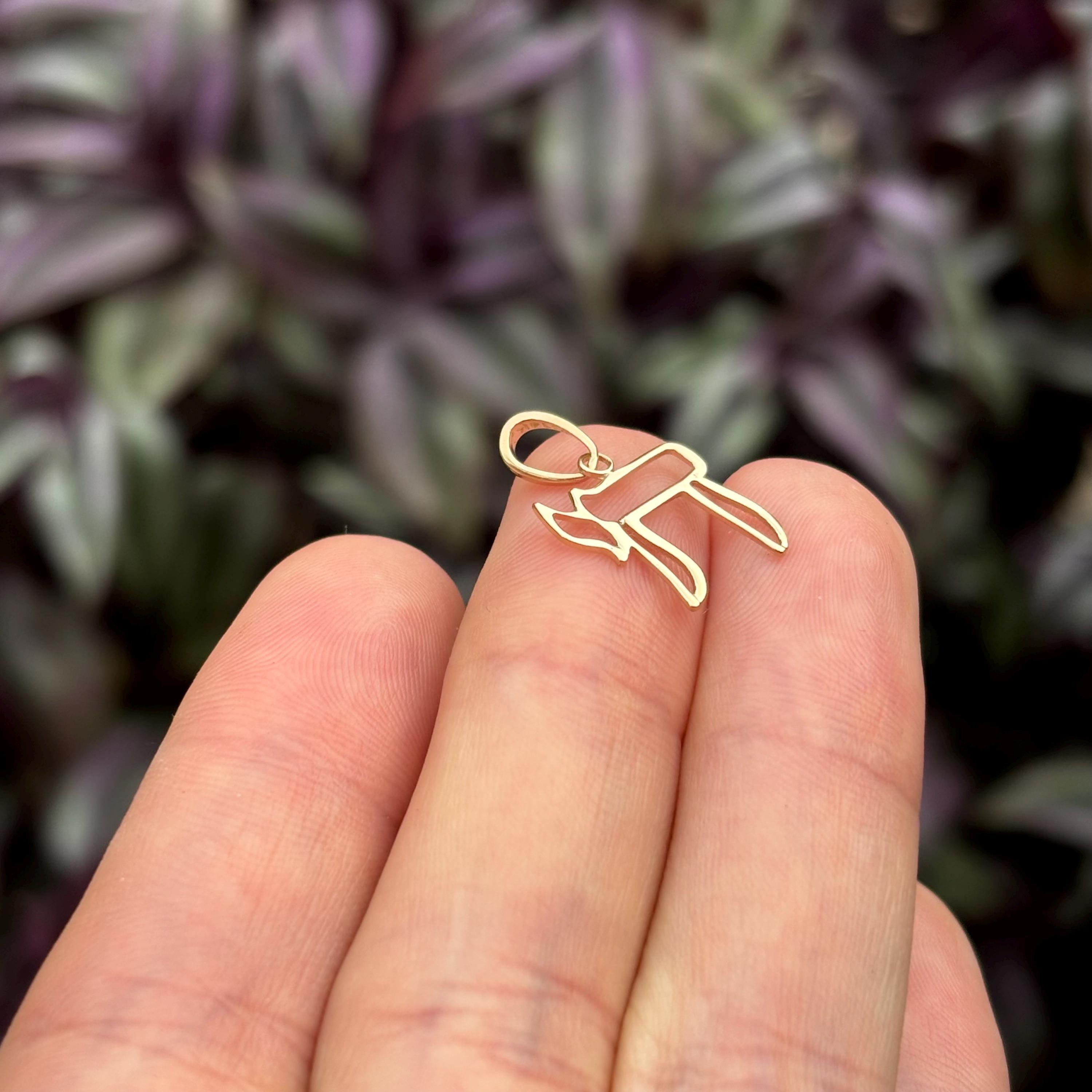 10k or 14k Gold Hebrew Chai Charm Pendant