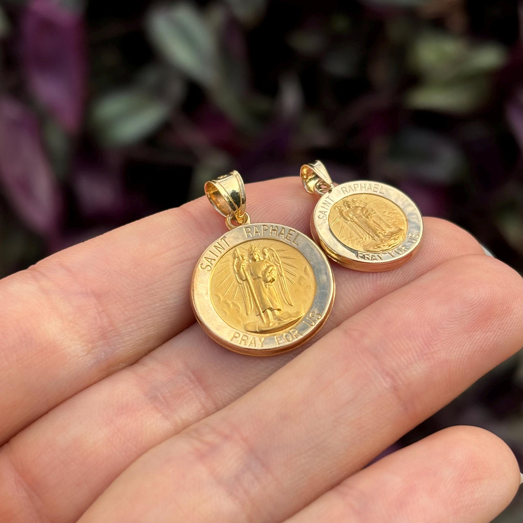 14k Gold St Raphael Medal Round Medal Pendant 2 Sizes