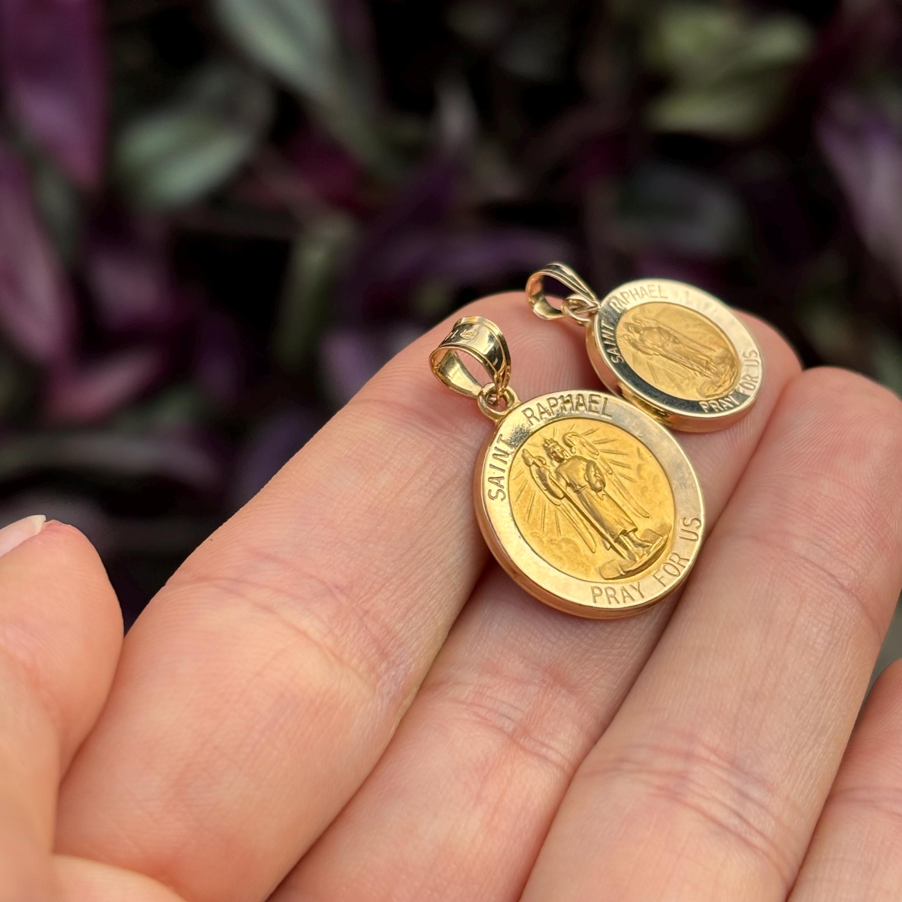 14k Gold St Raphael Medal Round Medal Pendant 2 Sizes
