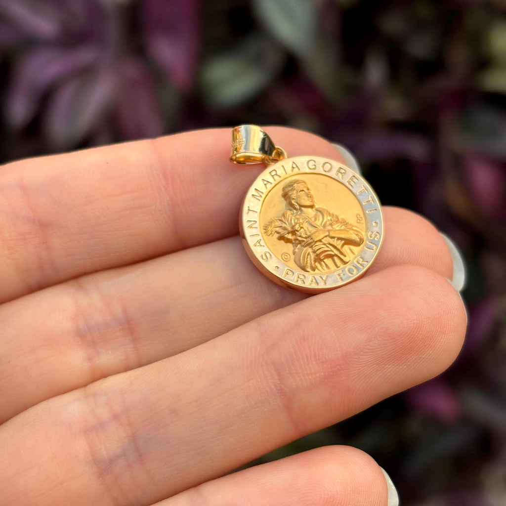 14k Gold St Maria Goretti Round Medal Pendant