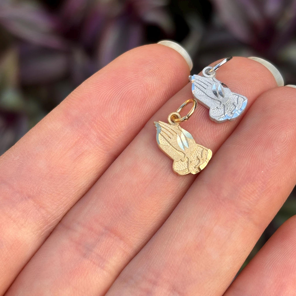 10k Gold Praying Hands Matte Charm Pendant