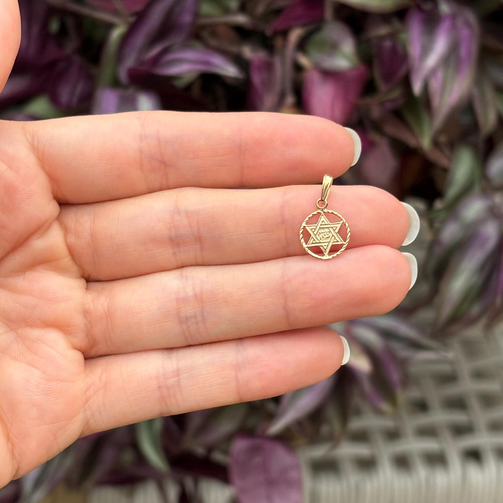 14k Gold Judica Star of David Magan Star Circle Frame Charm Pendant