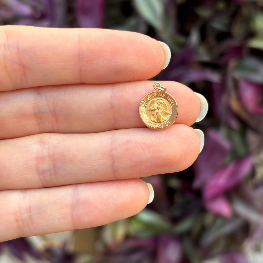 14k Gold Our Guardian Angel Round Medal Charm Pendant 11.75mm