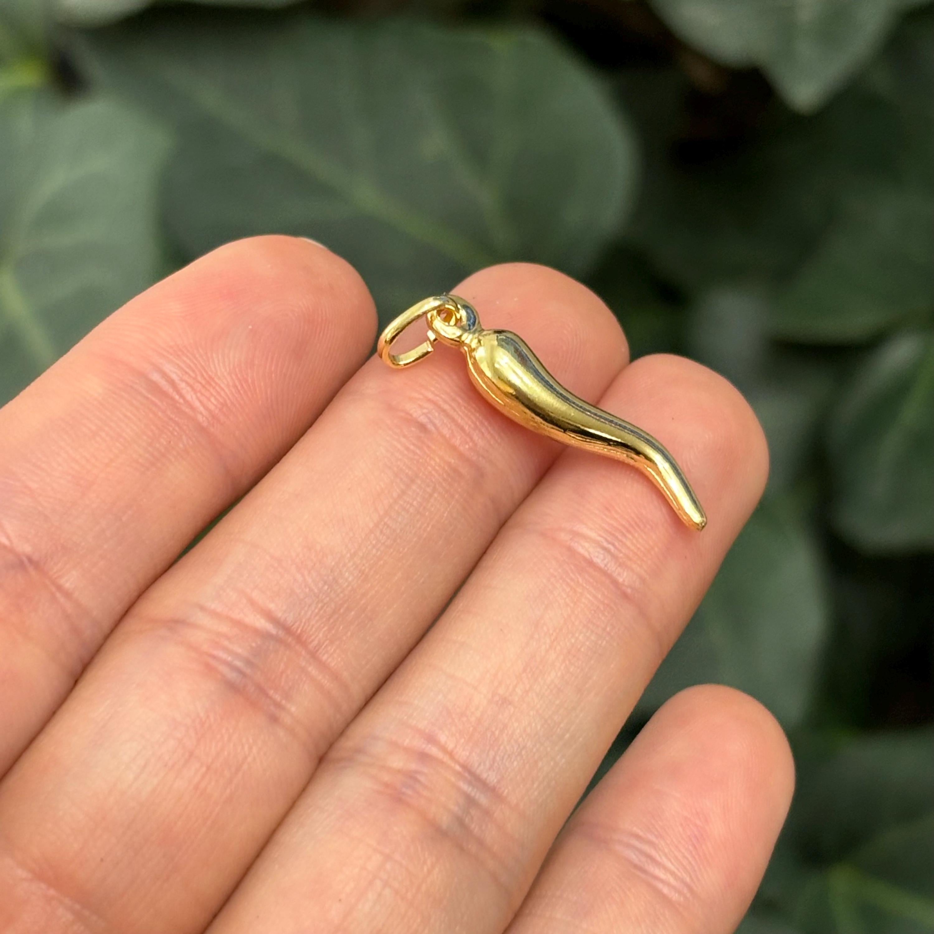 Gold-Plated Italian Horn Corno Pendant 22mm