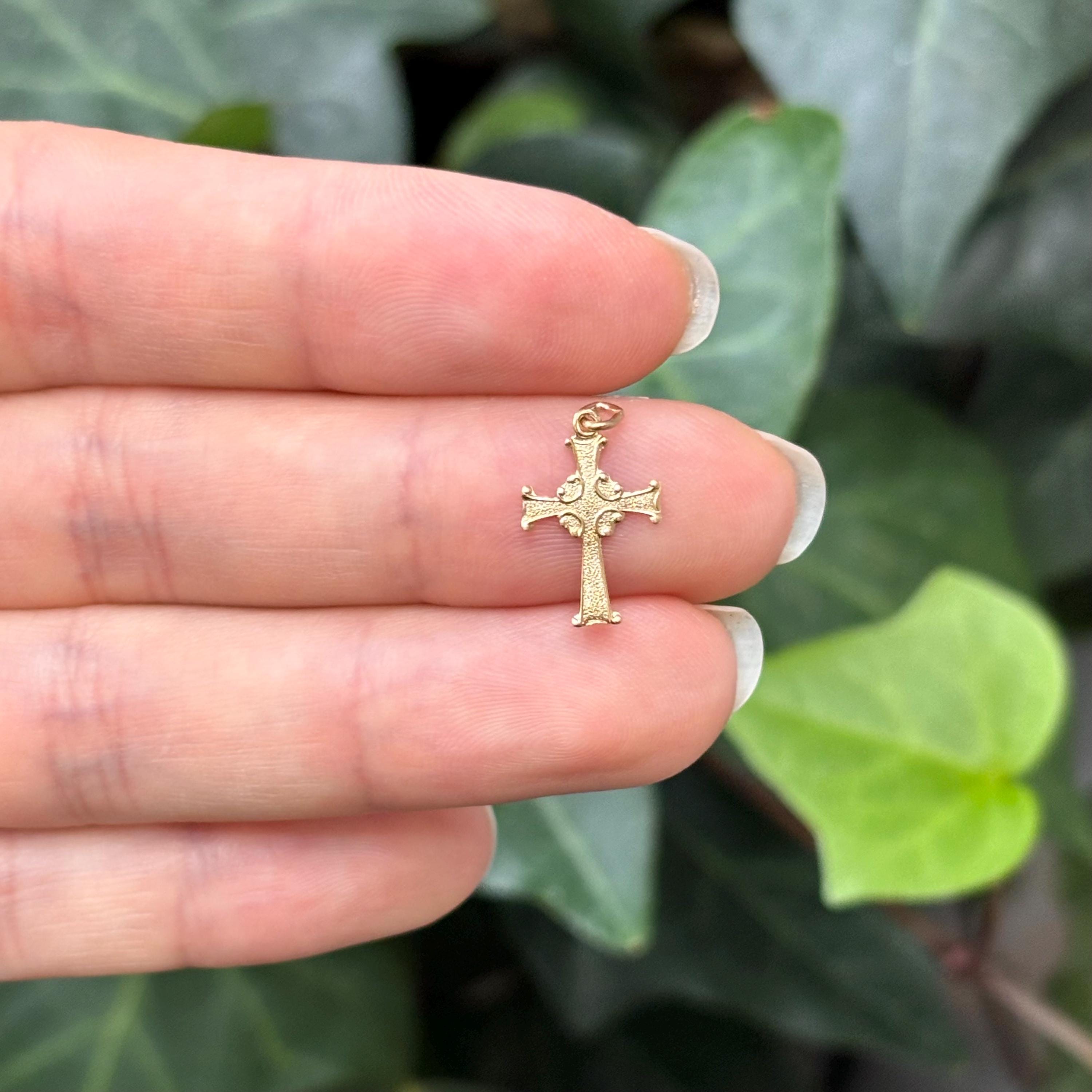 14k Gold Textured Celtic Small Cross Charm Pendant