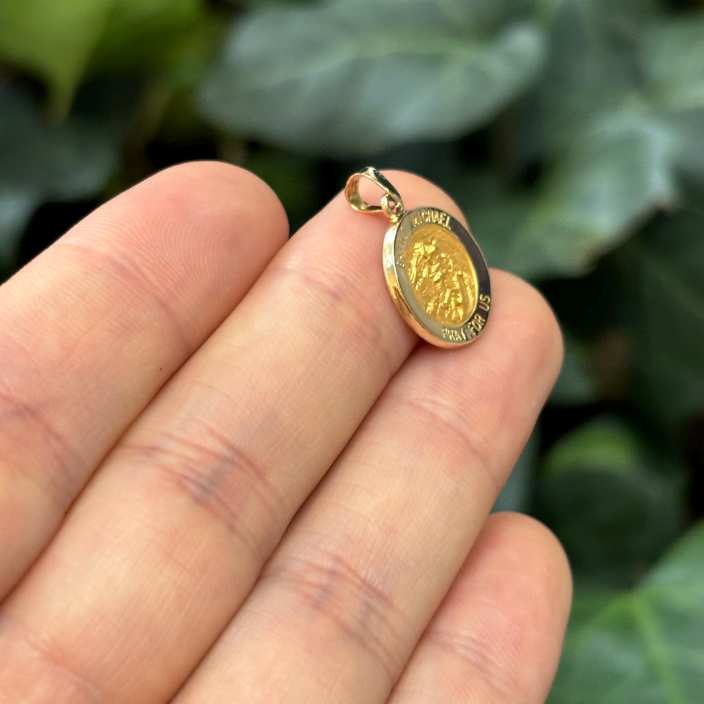 14k Gold St Michael Satin Medal Pendant Hollow 15mm