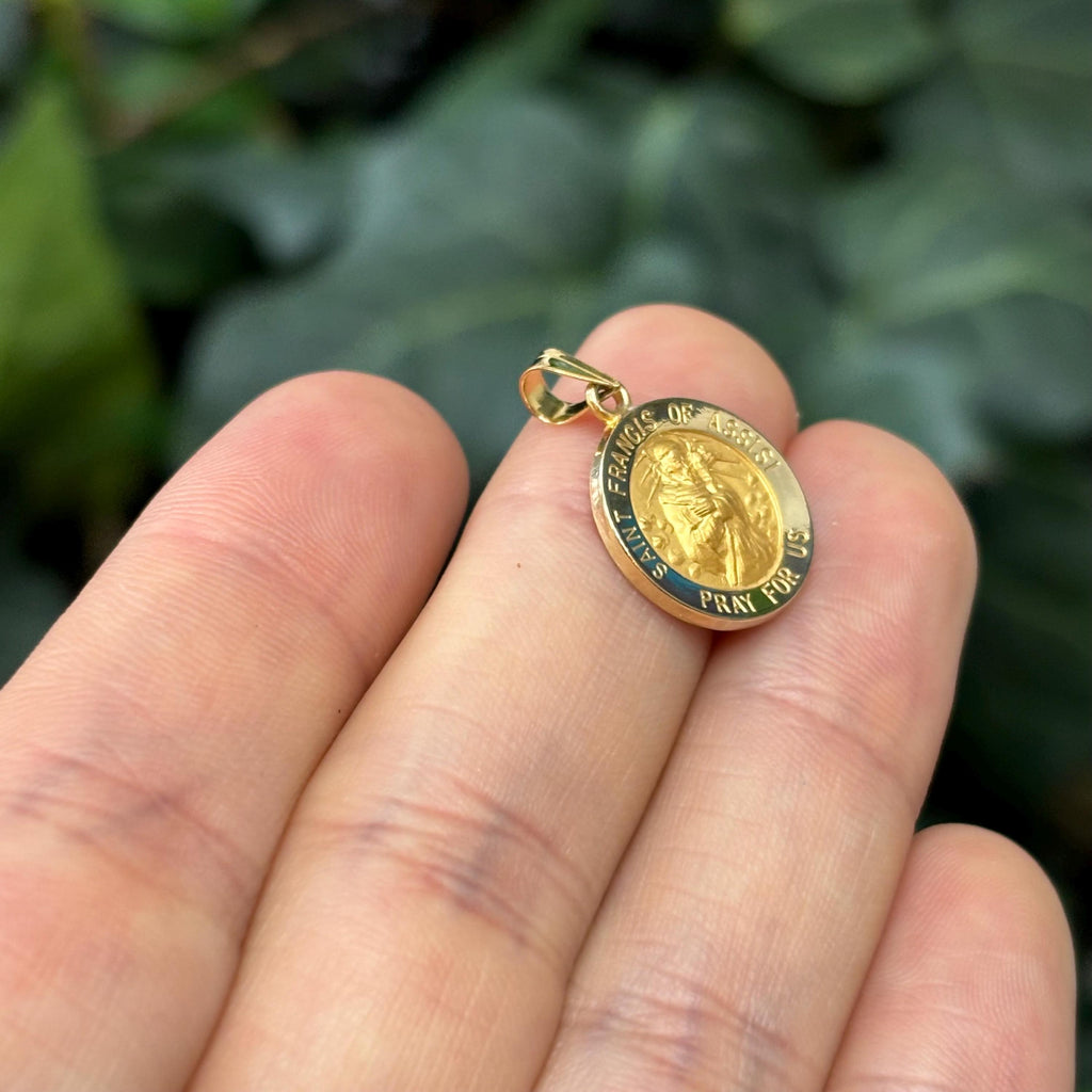 14k Gold St Francis Assisi Satin Medal Pendant Hollow 15mm