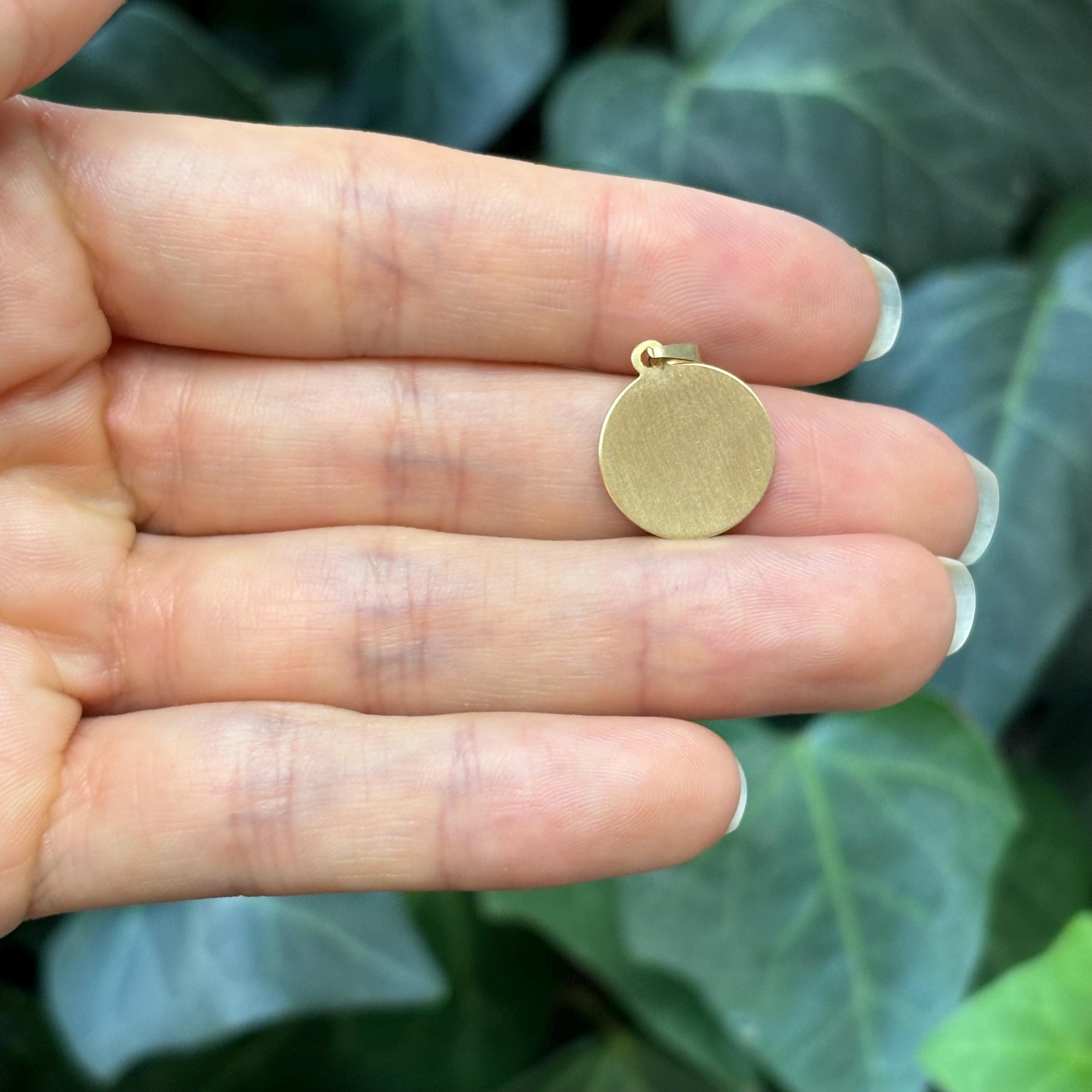 14k Gold St Luke Satin Medal Pendant Hollow 19mm