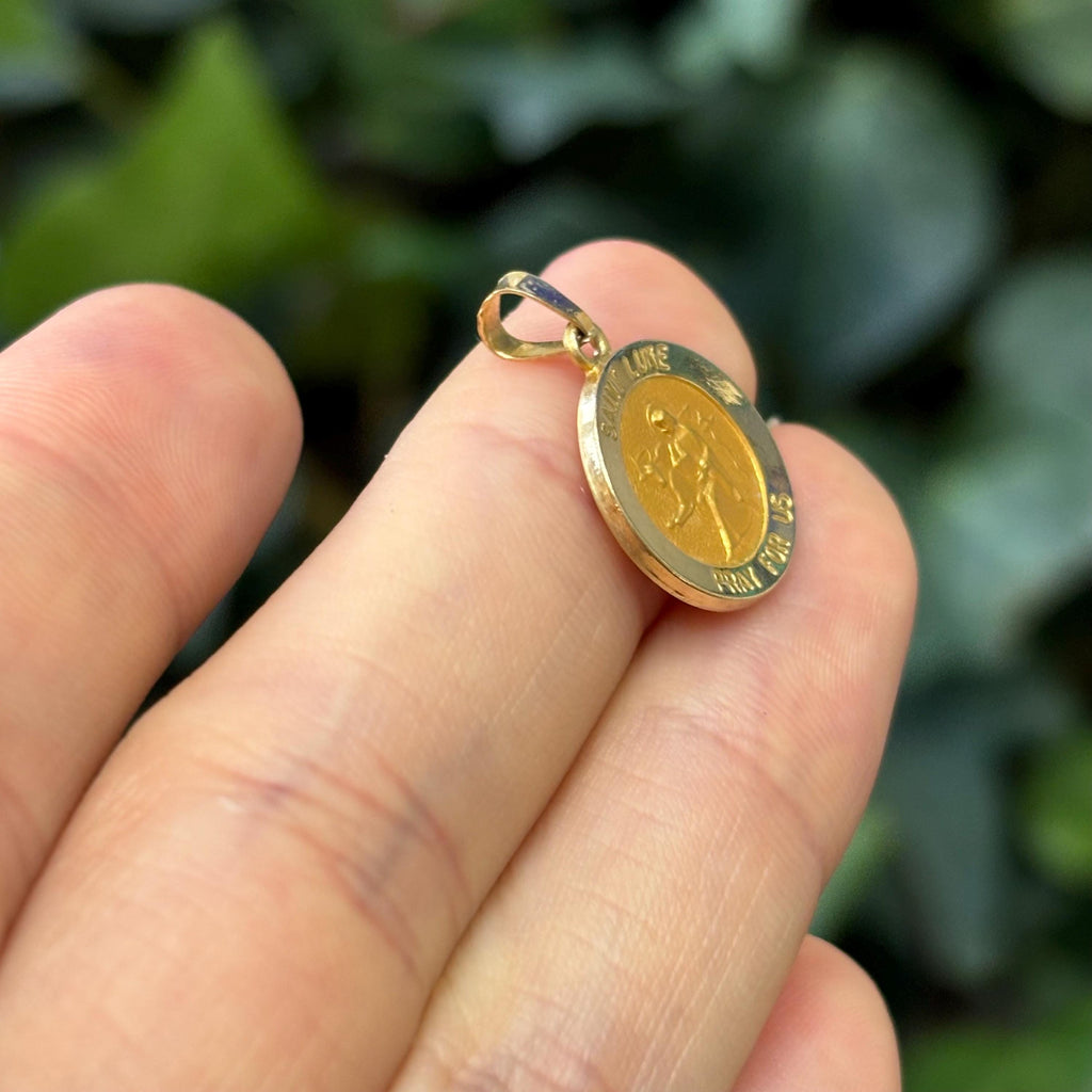 14k Gold St Luke Satin Medal Pendant Hollow 19mm
