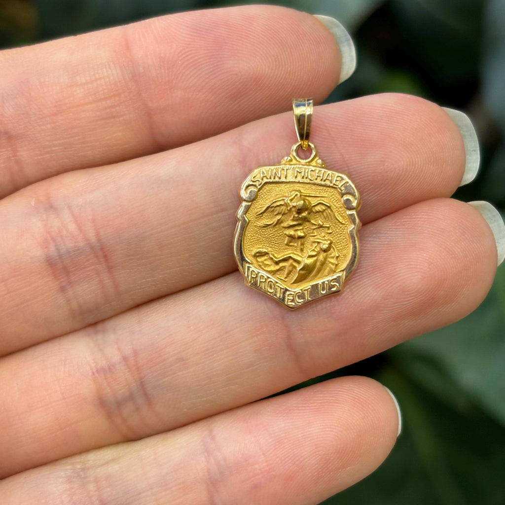 14k Gold St Michael Shield Satin Medal Pendant Hollow