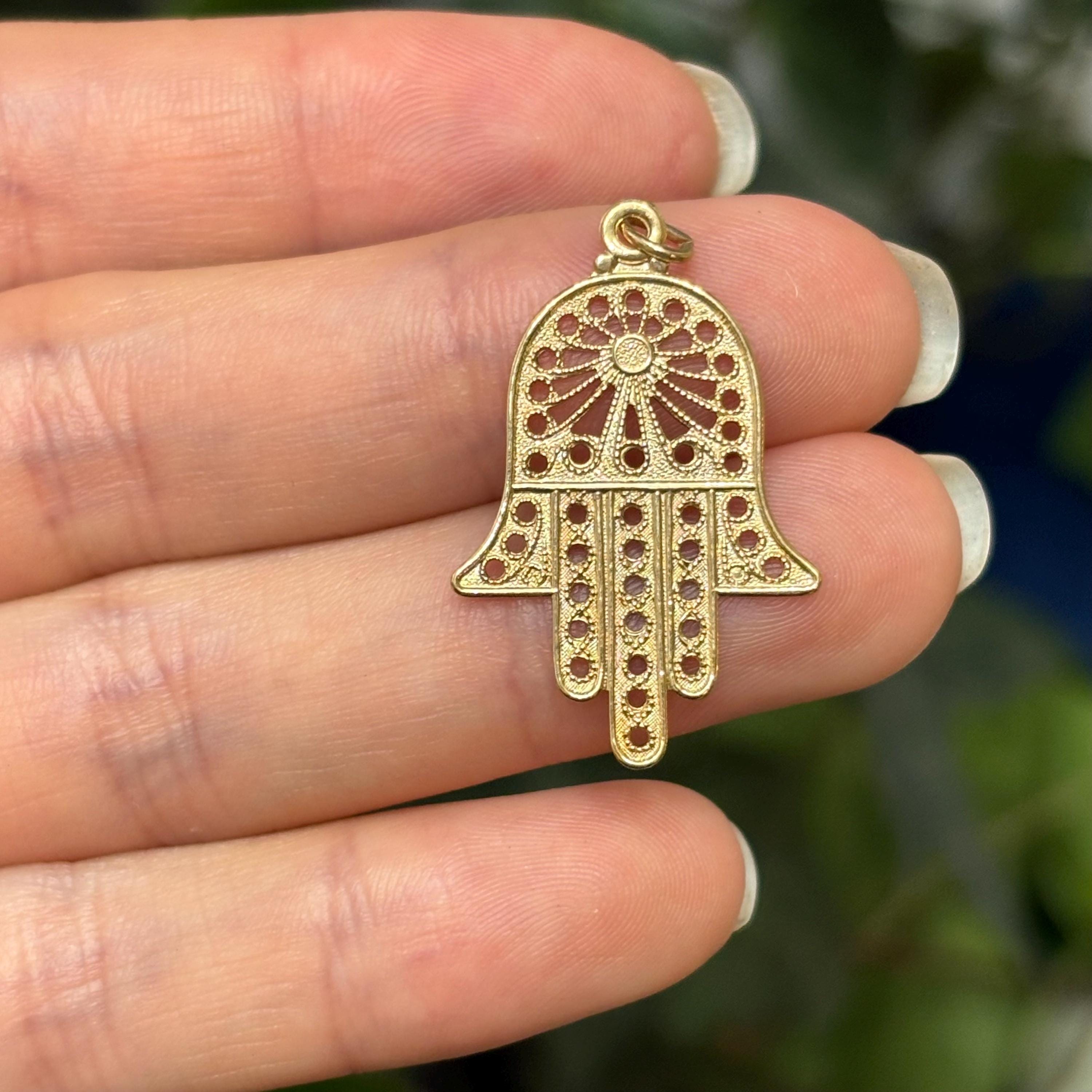 14K Yellow Gold Hamsa Chamseh Detailed Filigree Pendant