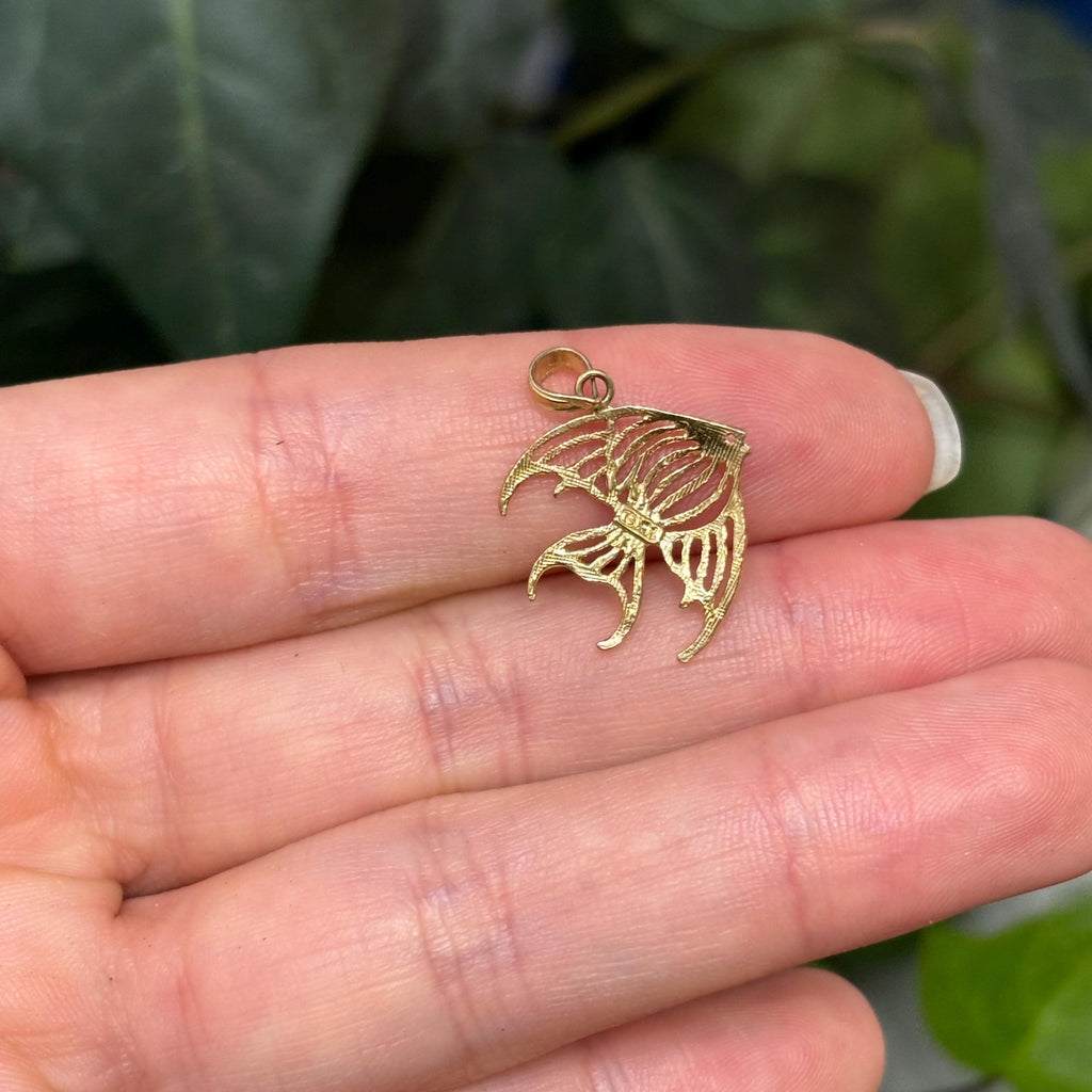 10K Yellow Gold Angelfish Cut Out Giligree Detailed Charm Pendant