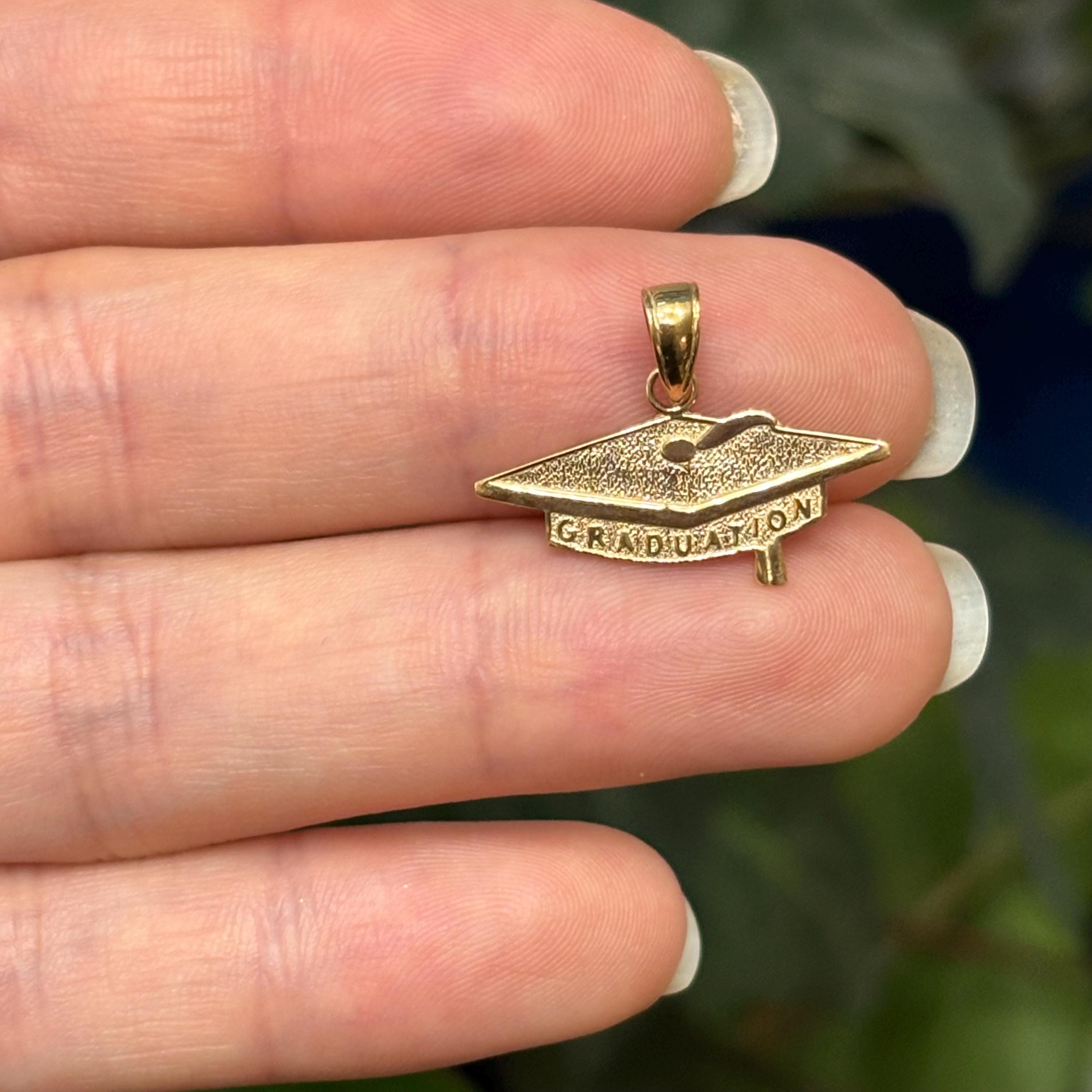 14K Yellow Gold Graduation Cap Detailed Charm Pendant