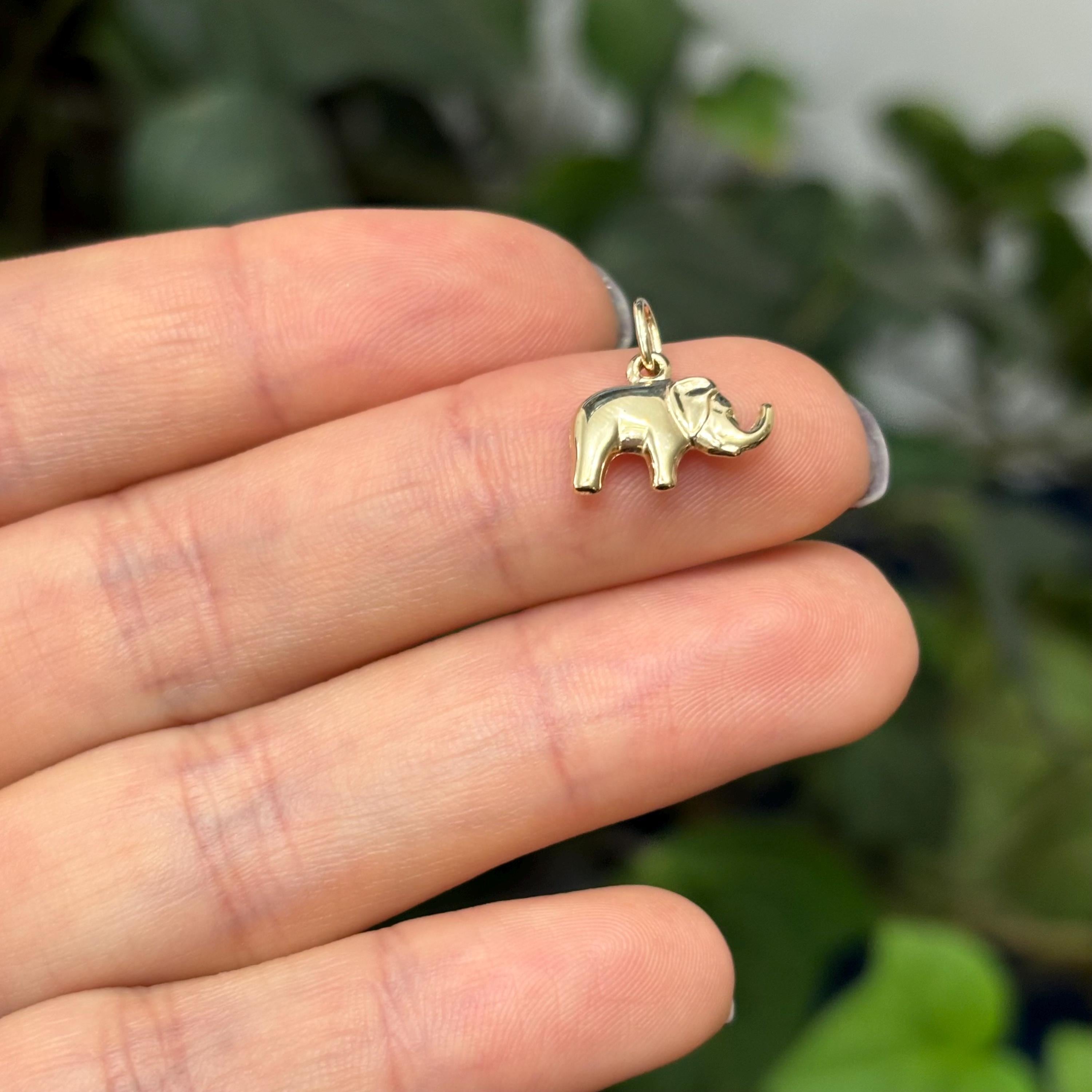 14K Yellow Gold Elephant Detailed Good Luck Charm Pendant