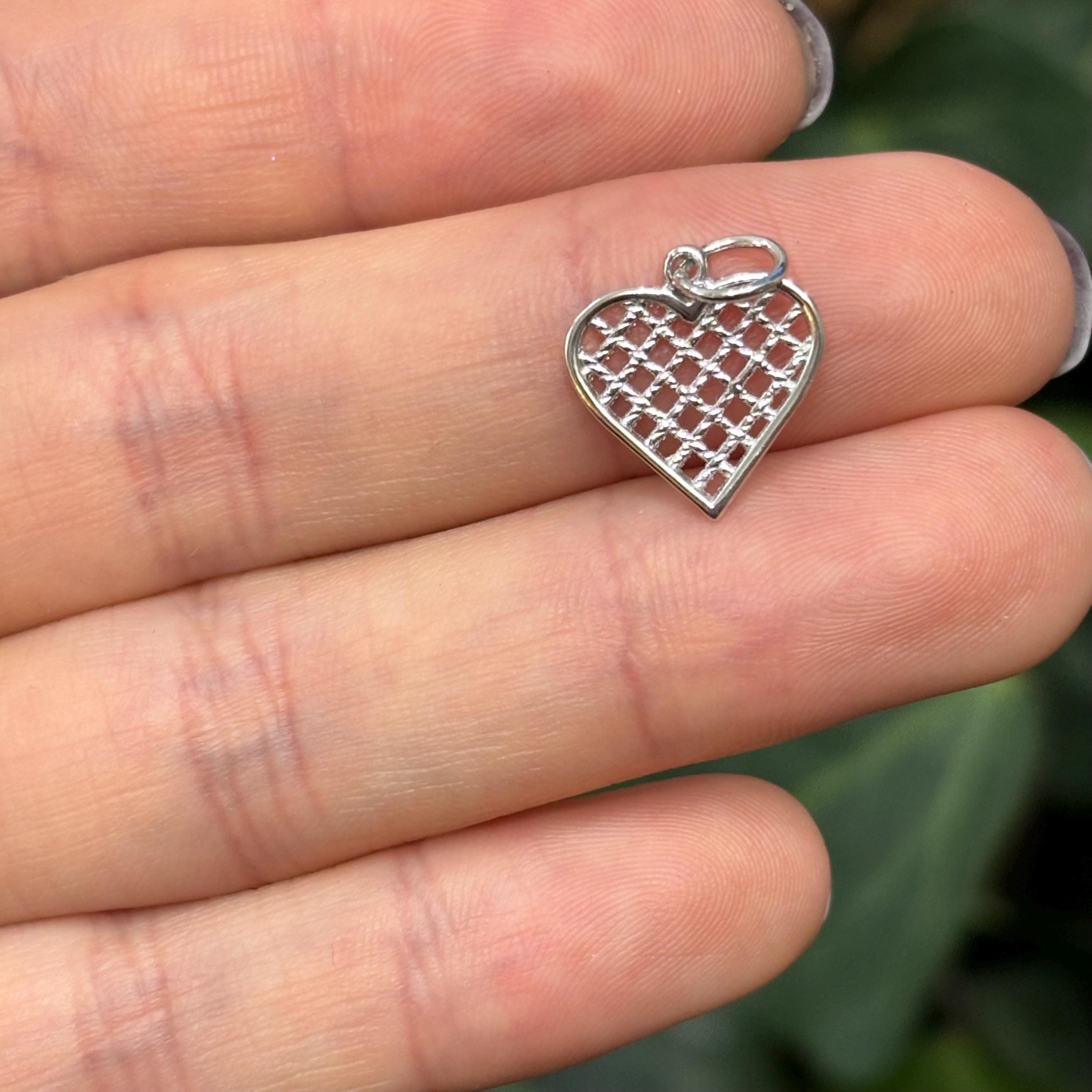 10K White Gold Heart Basketweave Design Detailed Charm Pendant Small