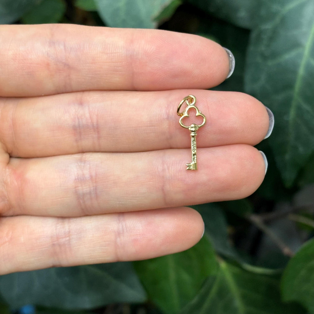 10K Gold Heart Key Charm Pendant Small
