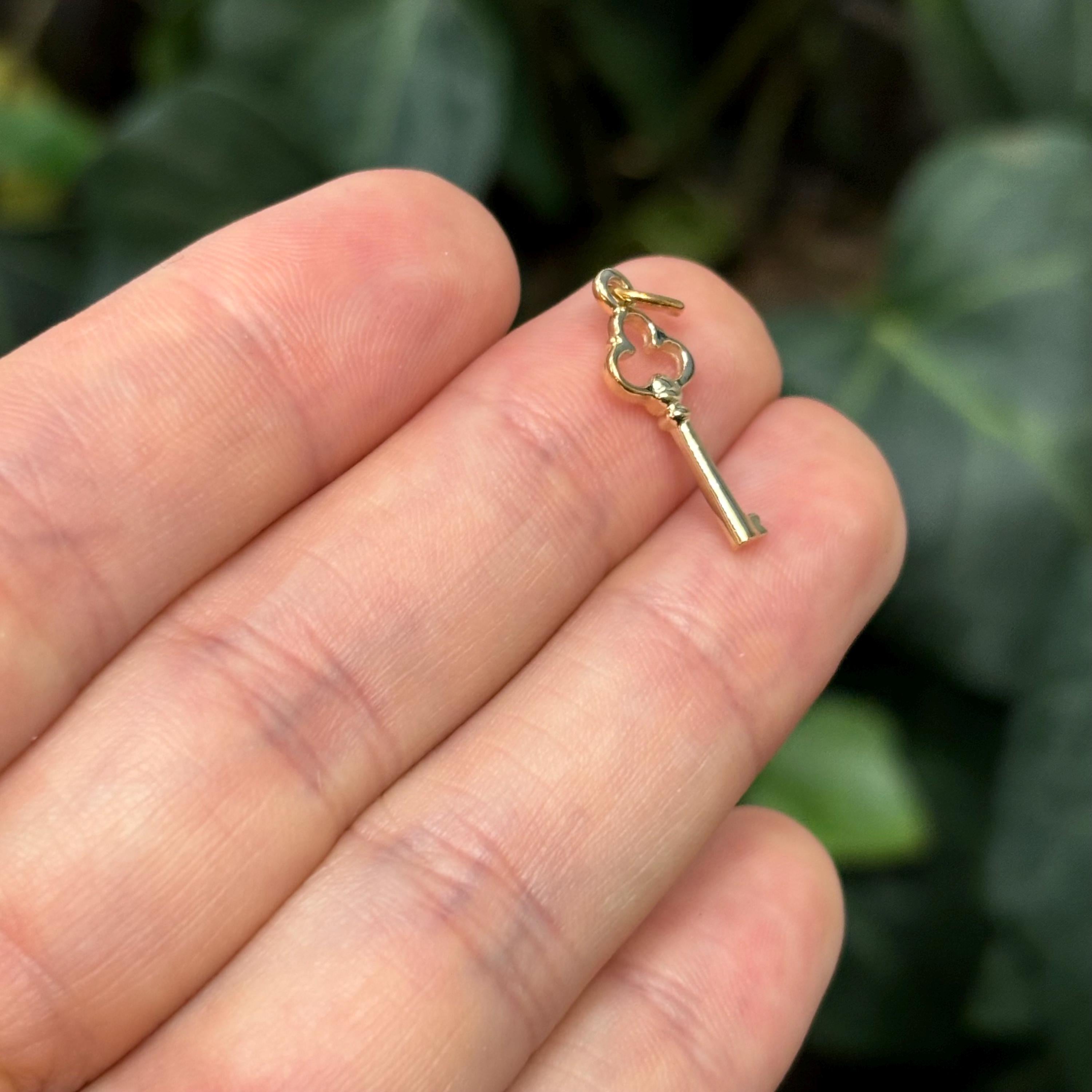 10K Gold Heart Key Charm Pendant Small