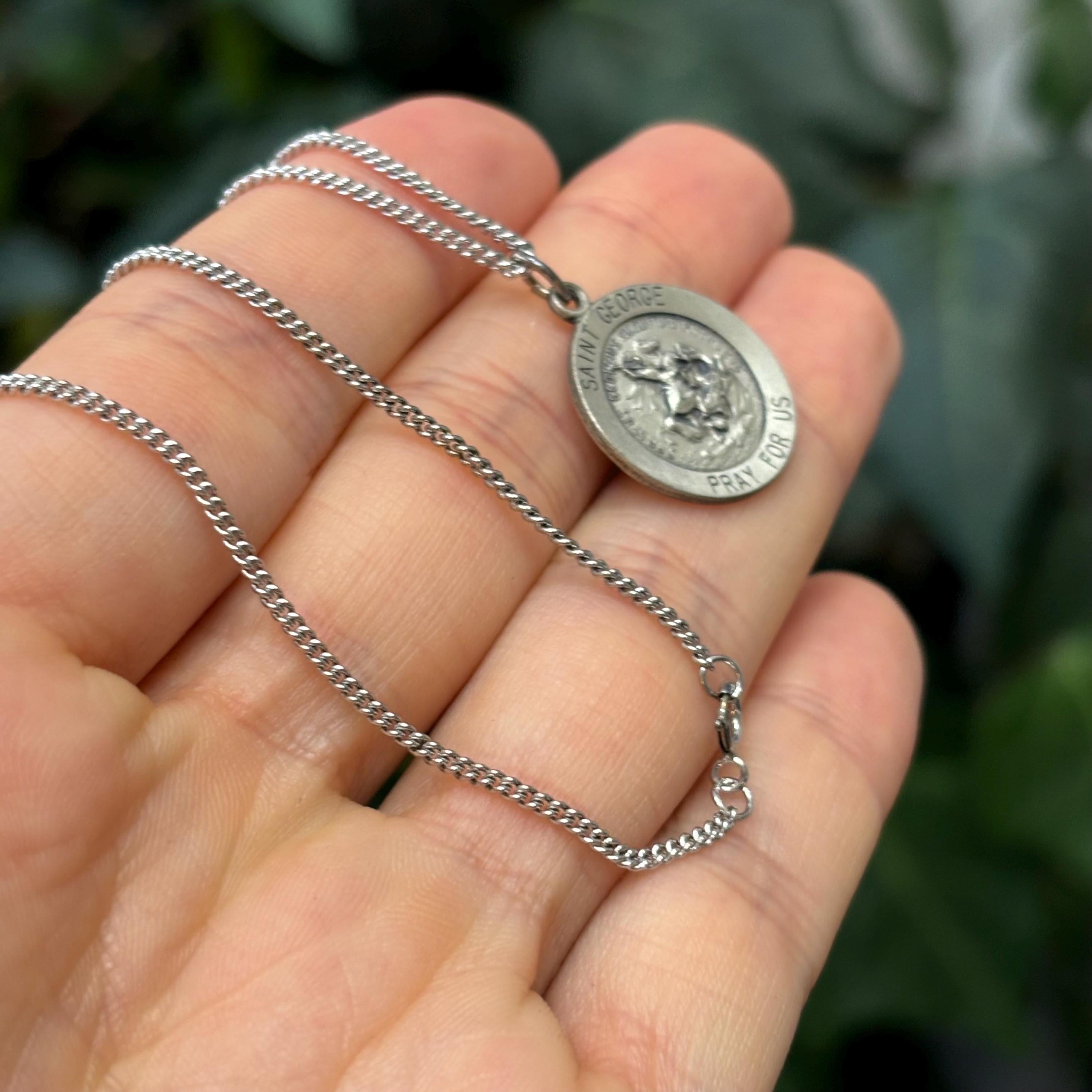 Sterling Silver St George Round Medal Pendant Necklace 18mm