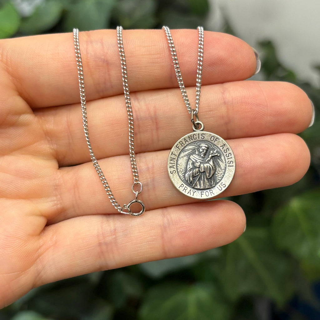 Sterling Silver St Francis of Assisi Round Medal Pendant Necklace 18mm