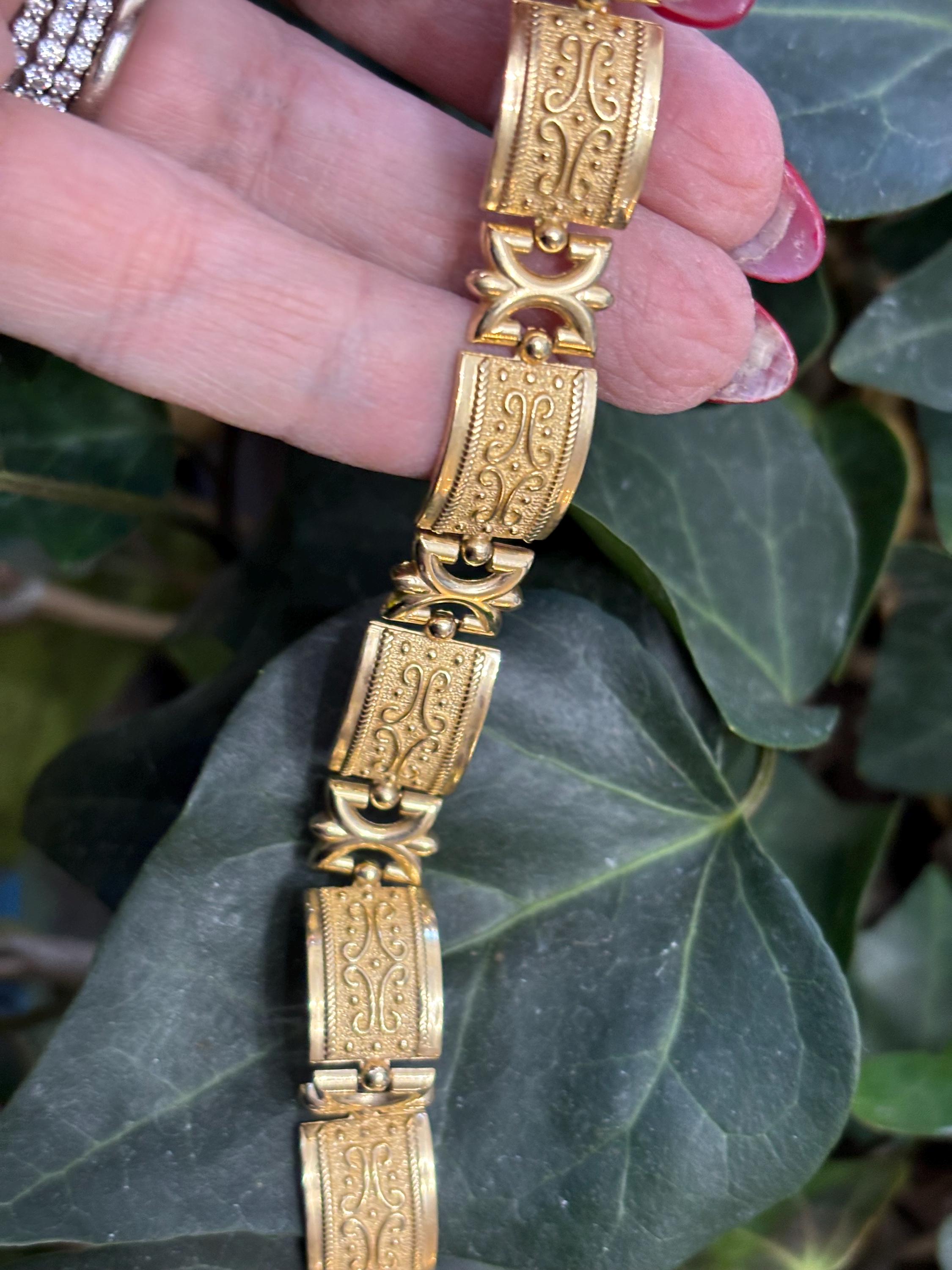 Estate 14KT Yellow Gold Byzantine Fleur de Lis Raised Detailed Etruscan Bracelet
