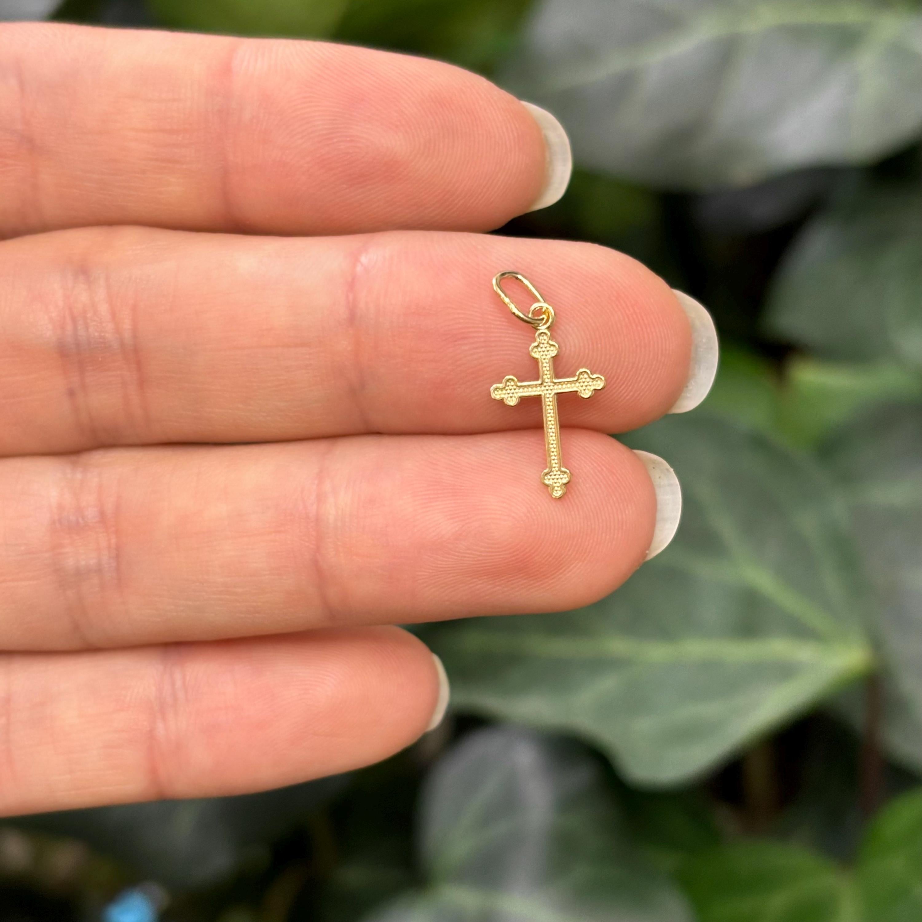 14k Gold Budded Small Cross Charm Pendant