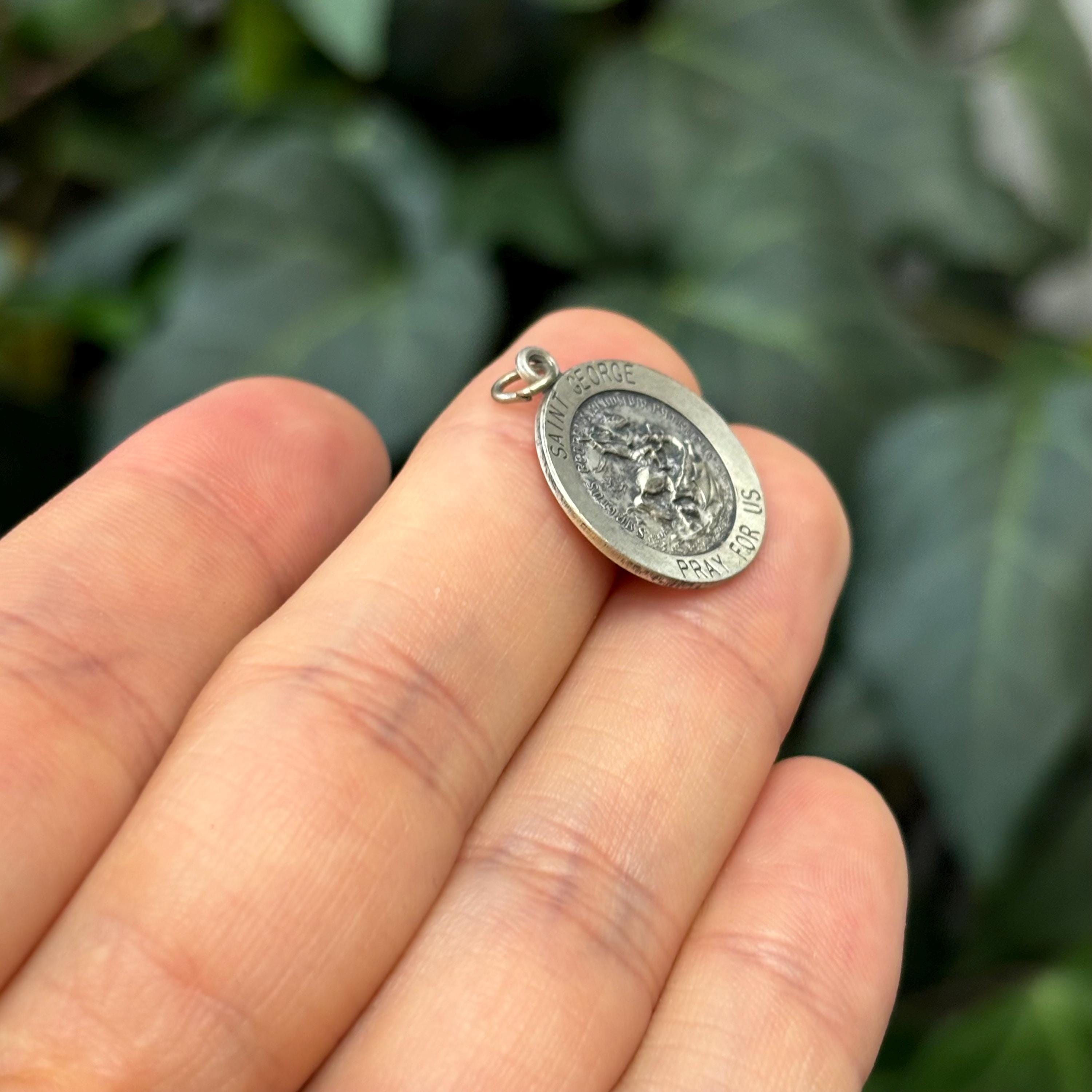 Sterling Silver St George Round Medal Pendant 18mm