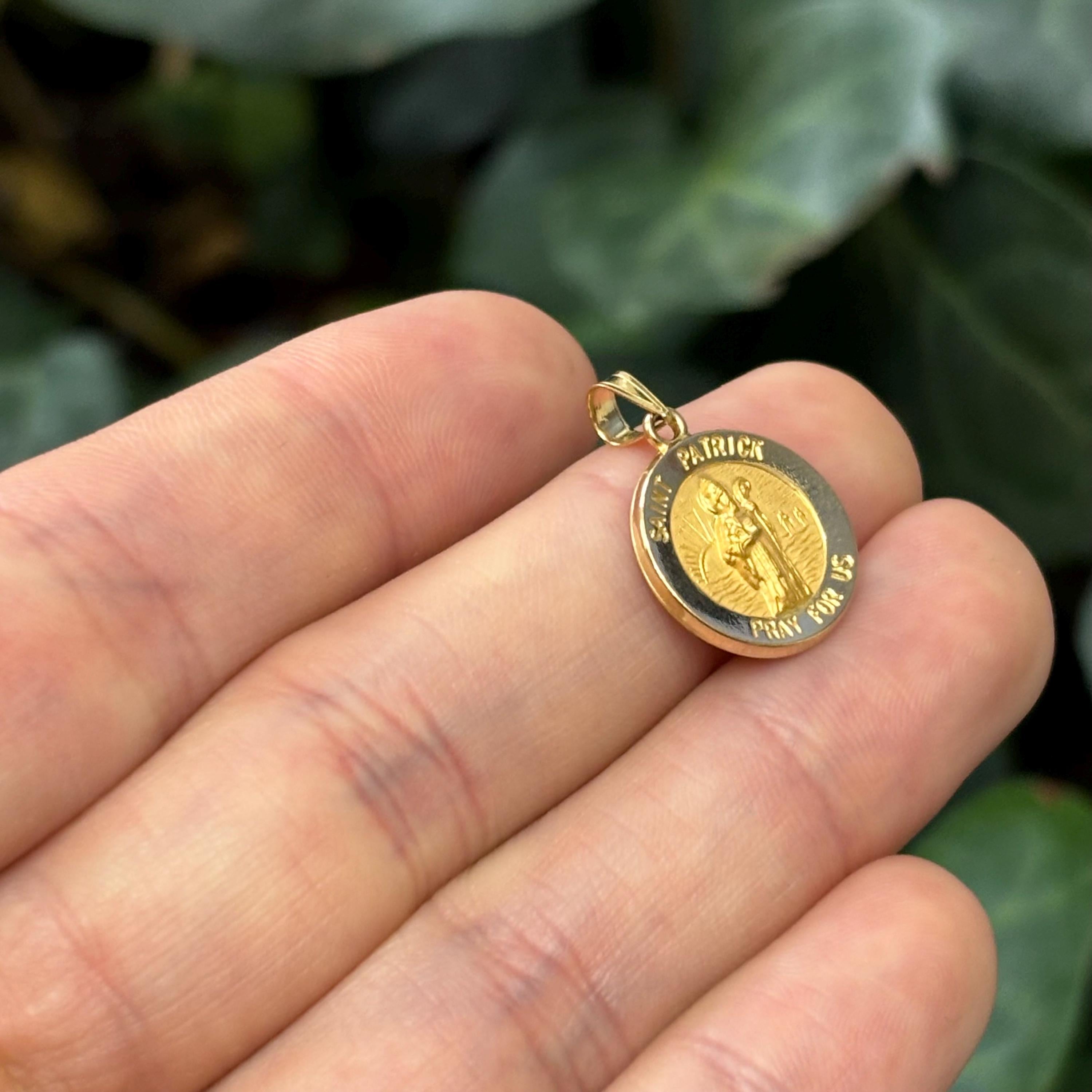 14k Gold St Patrick Satin Medal Pendant Hollow 15mm