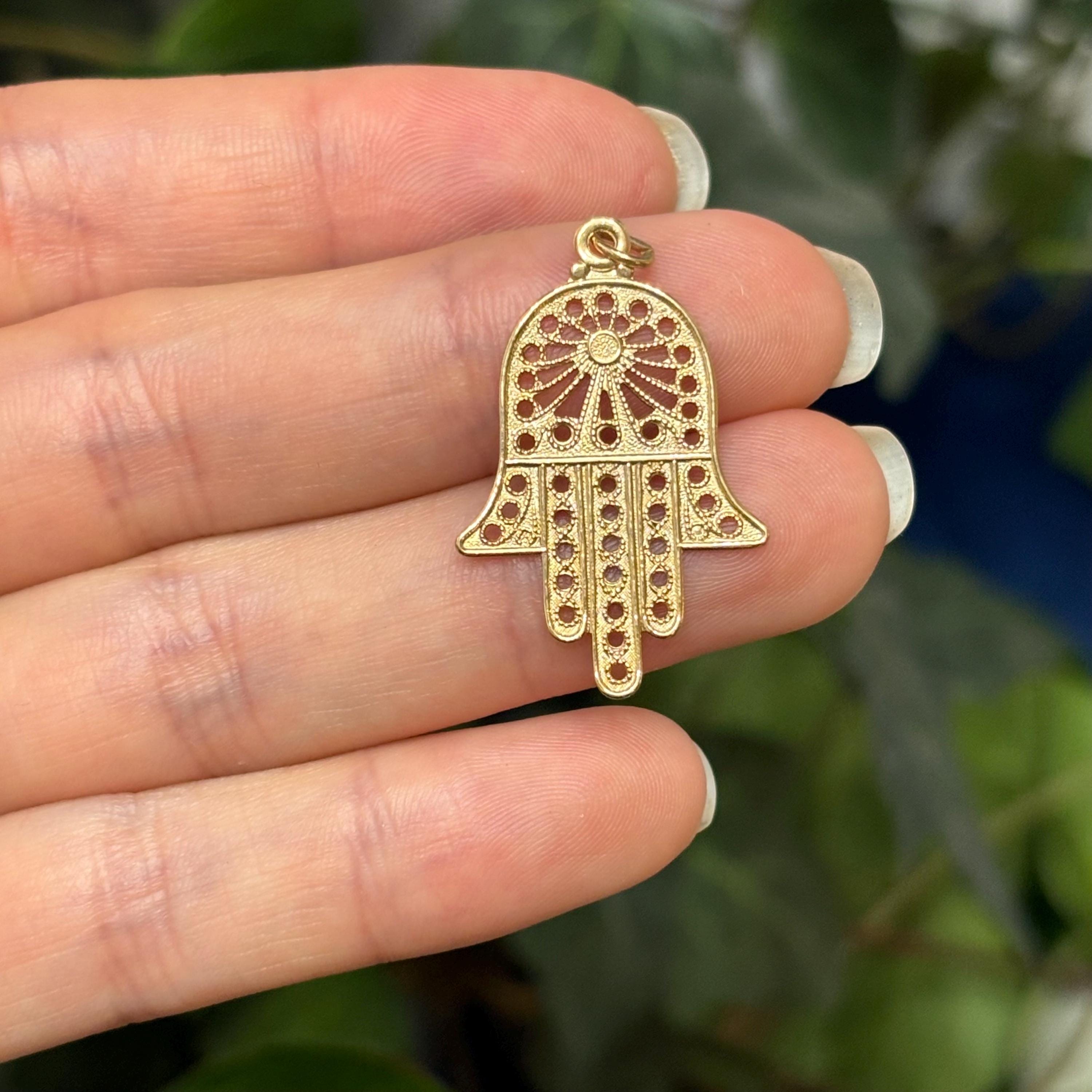 14K Yellow Gold Hamsa Chamseh Detailed Filigree Pendant