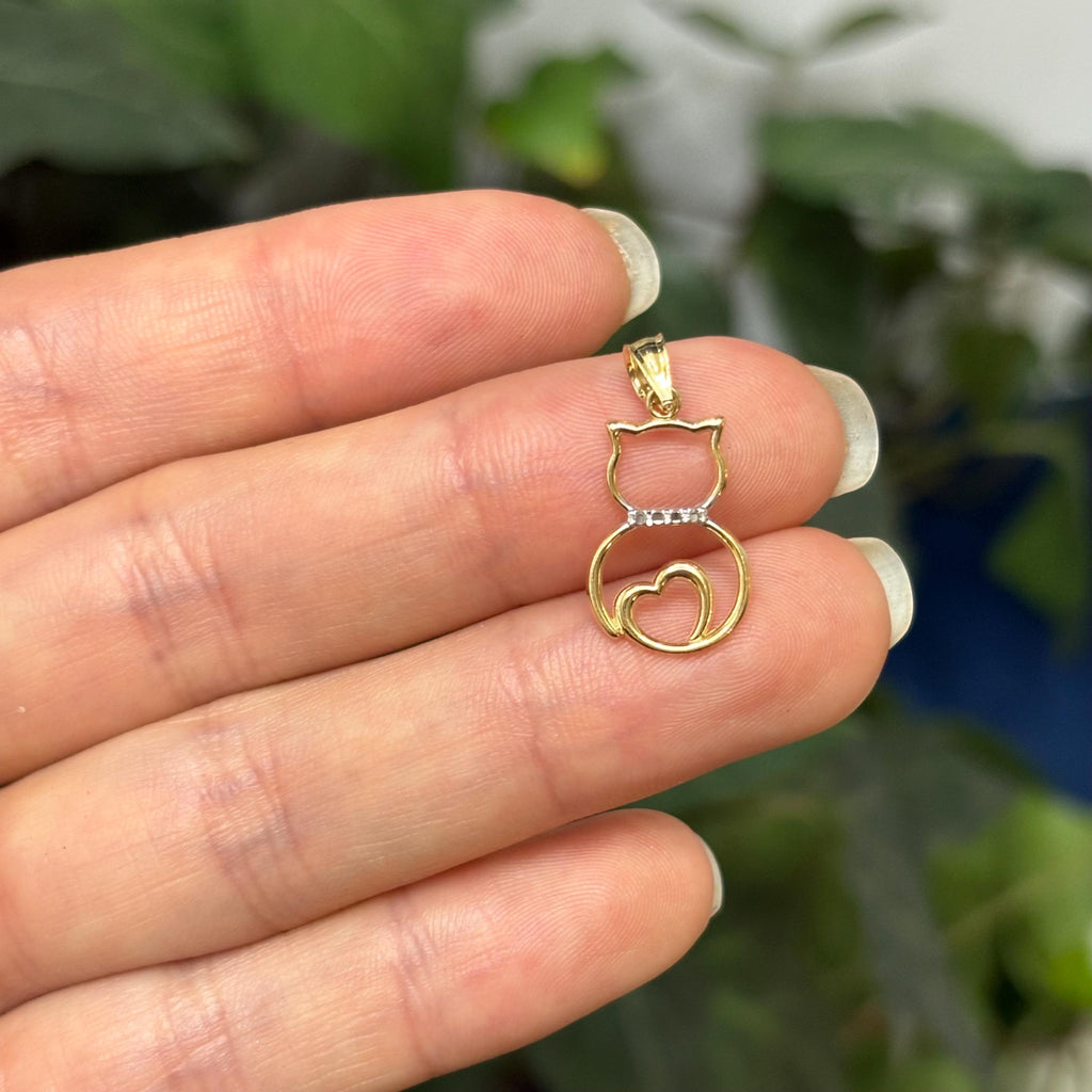 14K Yellow Gold Cut Out Cat Kitten Detailed Charm Pendant with Heart