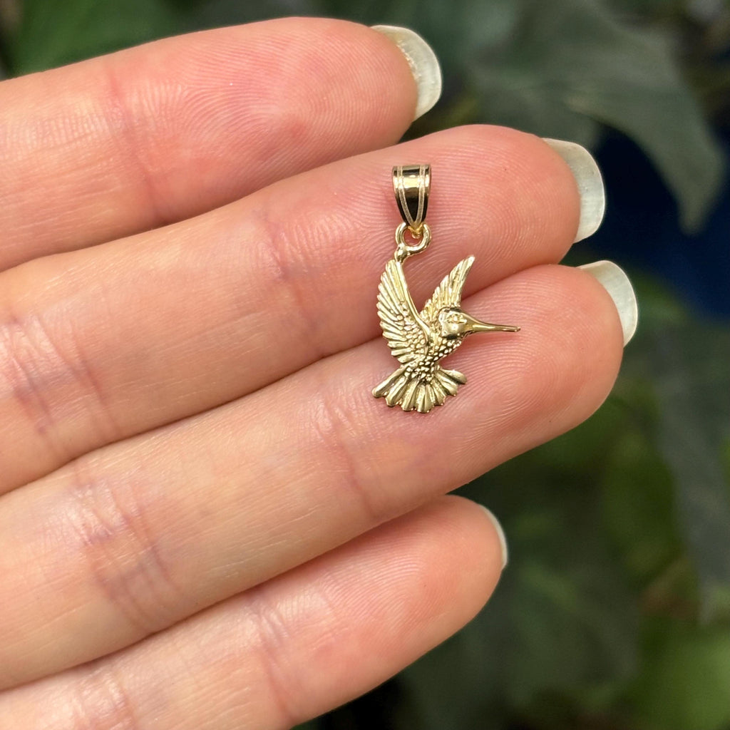 10K Yellow Gold Hummingbird Detailed Charm Pendant