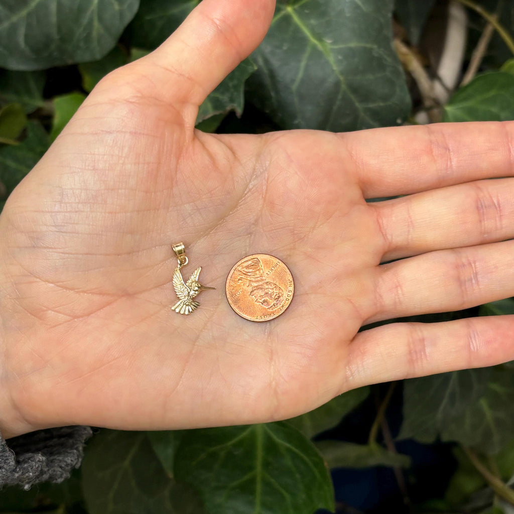 14K Yellow Gold Hummingbird Detailed Charm Pendant