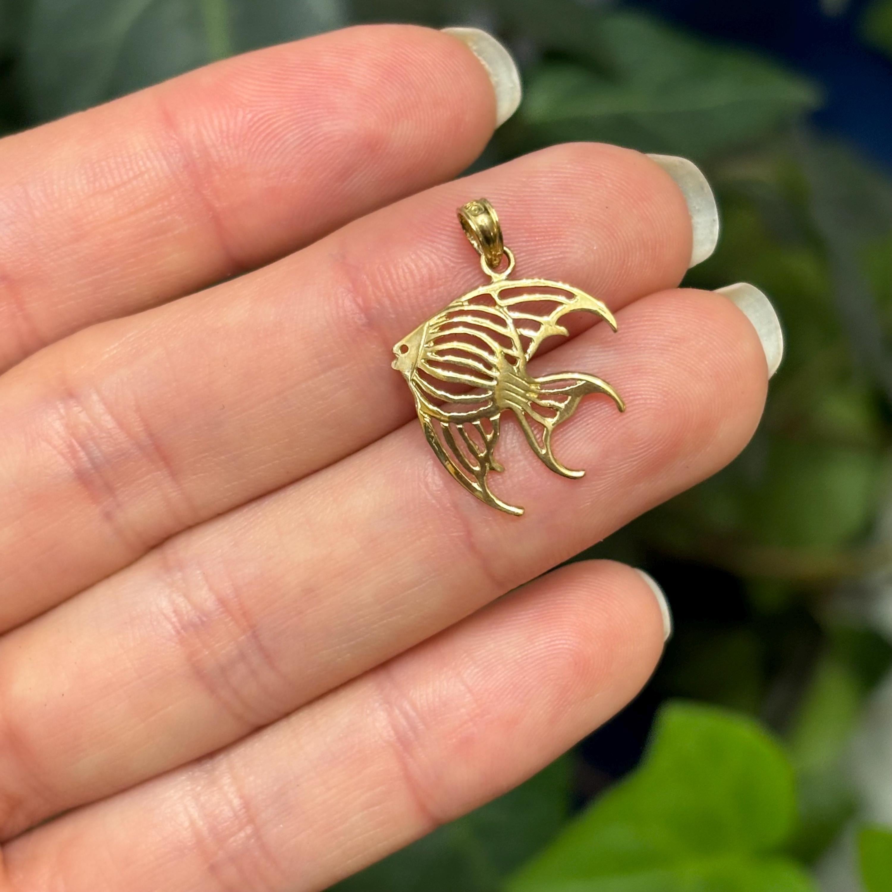 10K Yellow Gold Angelfish Cut Out Giligree Detailed Charm Pendant
